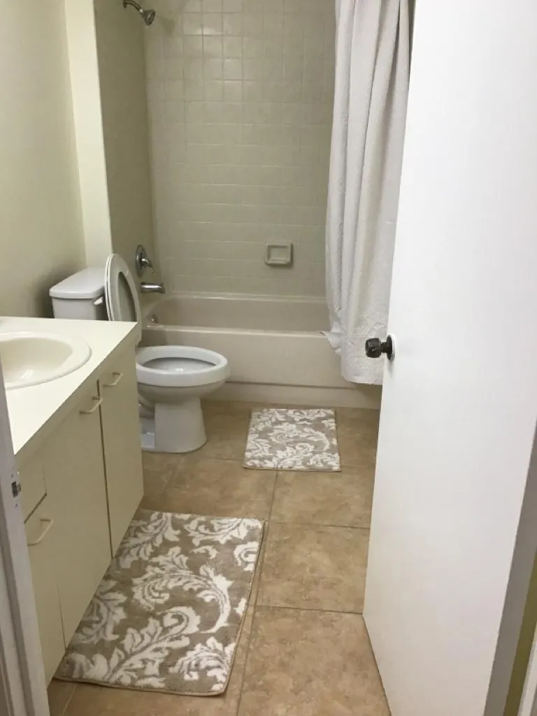 13825 Yarmouth Drive, #D