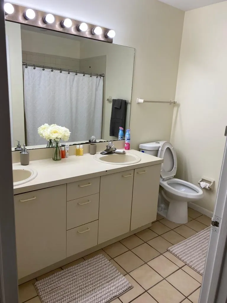 13825 Yarmouth Drive, #D