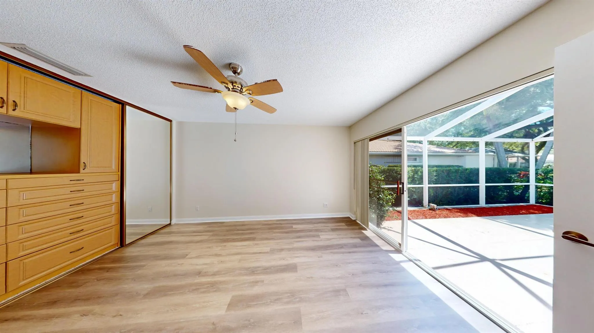 7503 Geminata Oak Court