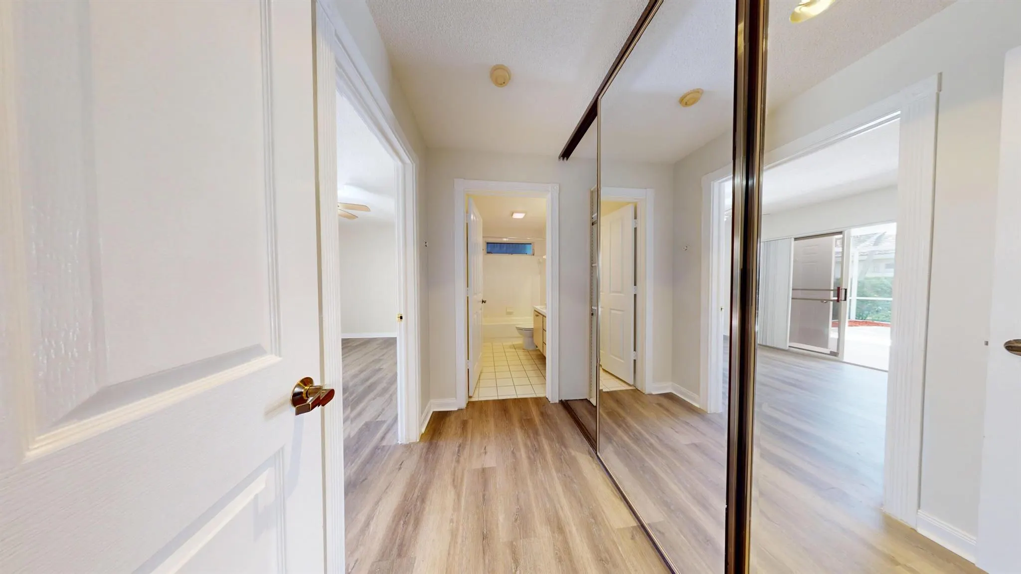 7503 Geminata Oak Court