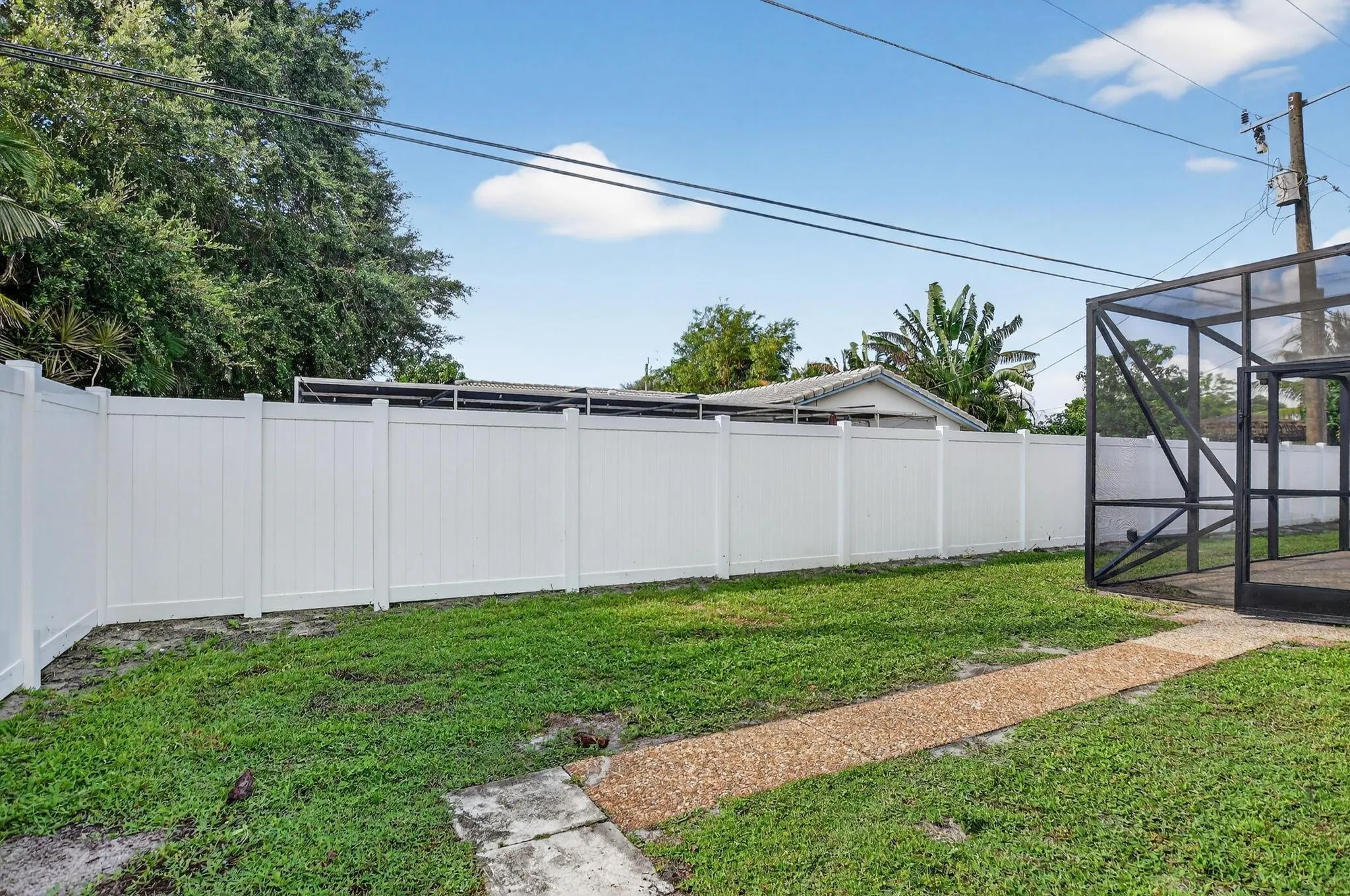 1544 NW 9th Street