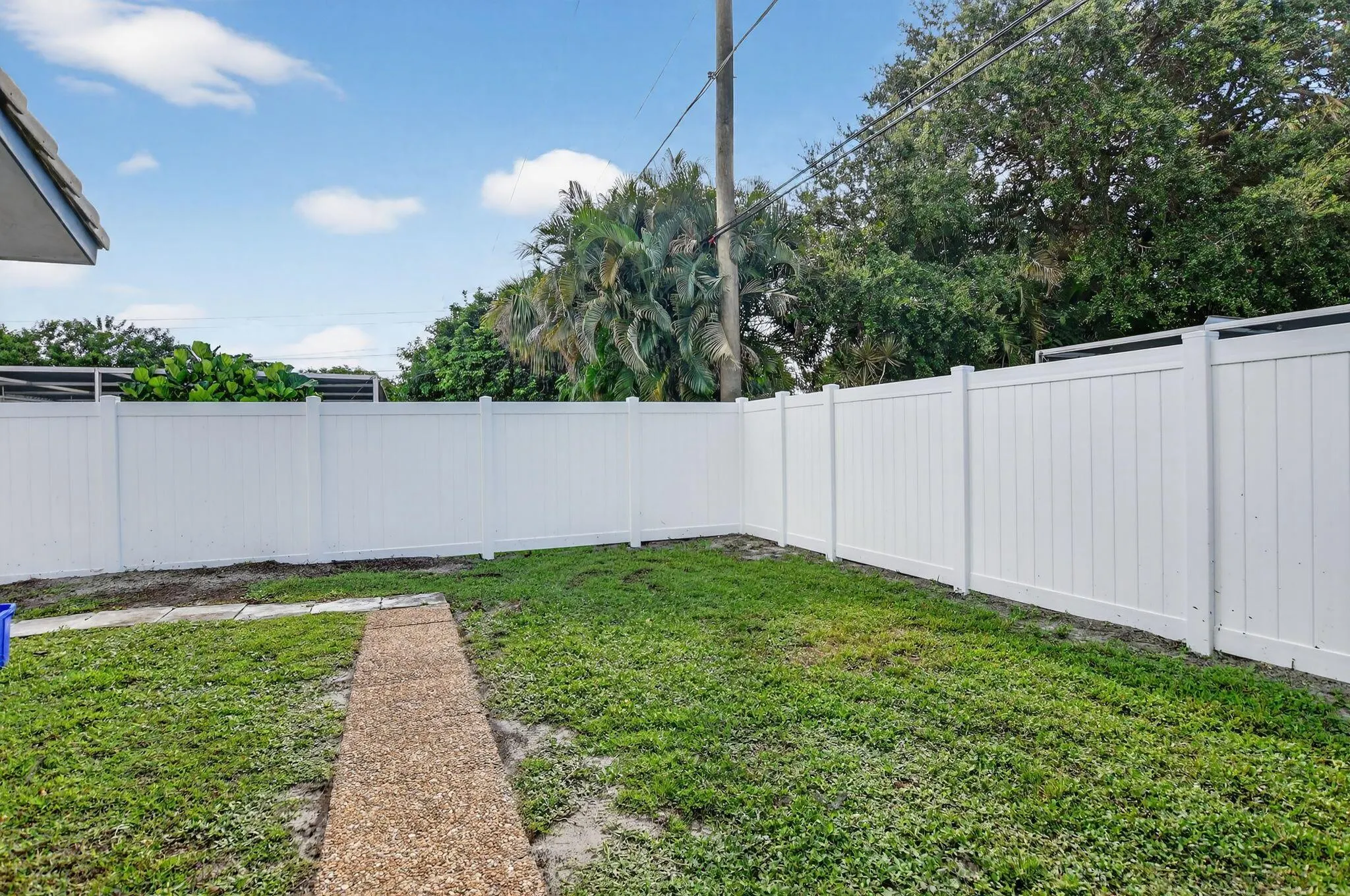 1544 NW 9th Street