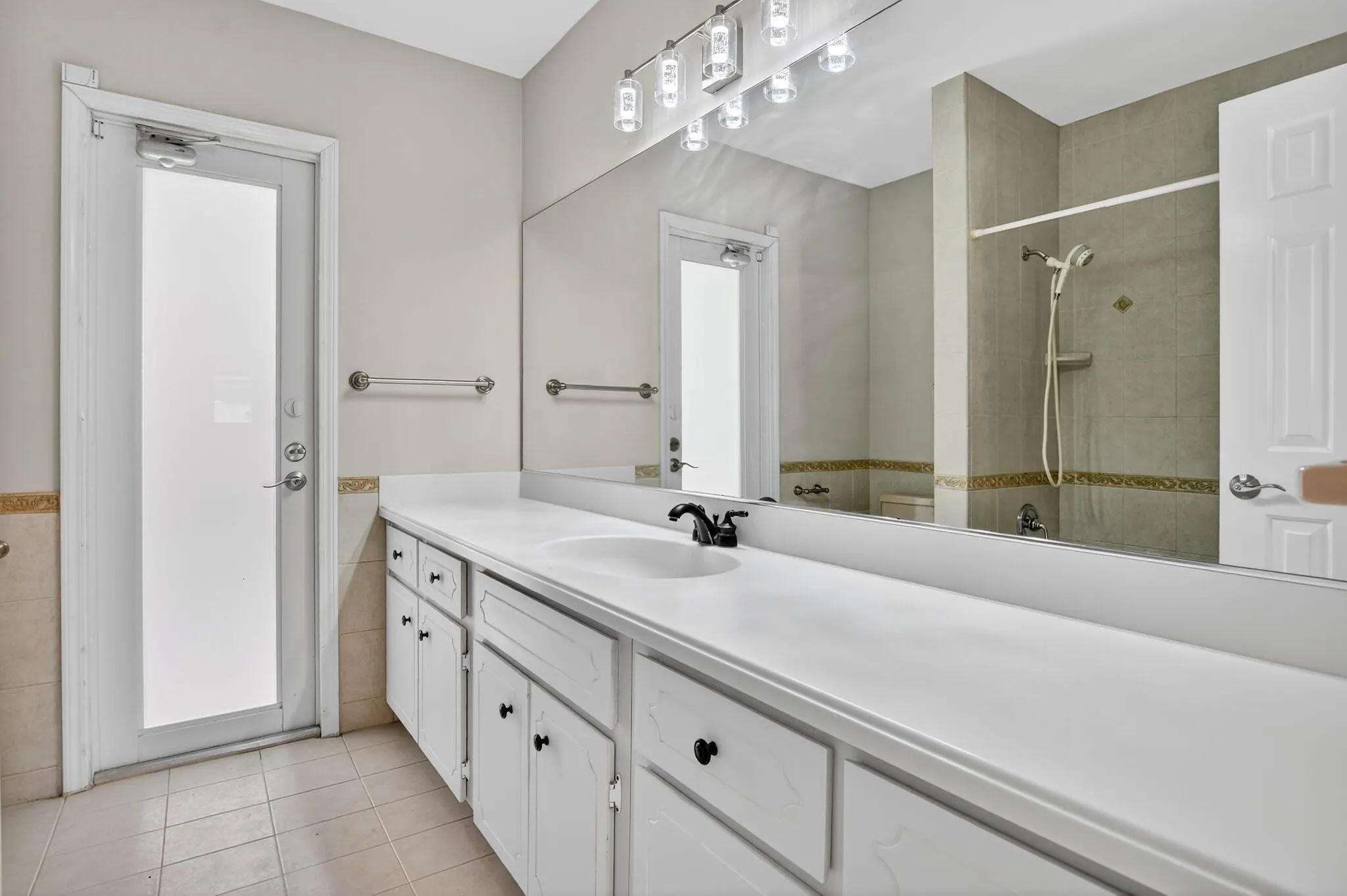 1544 NW 9th Street