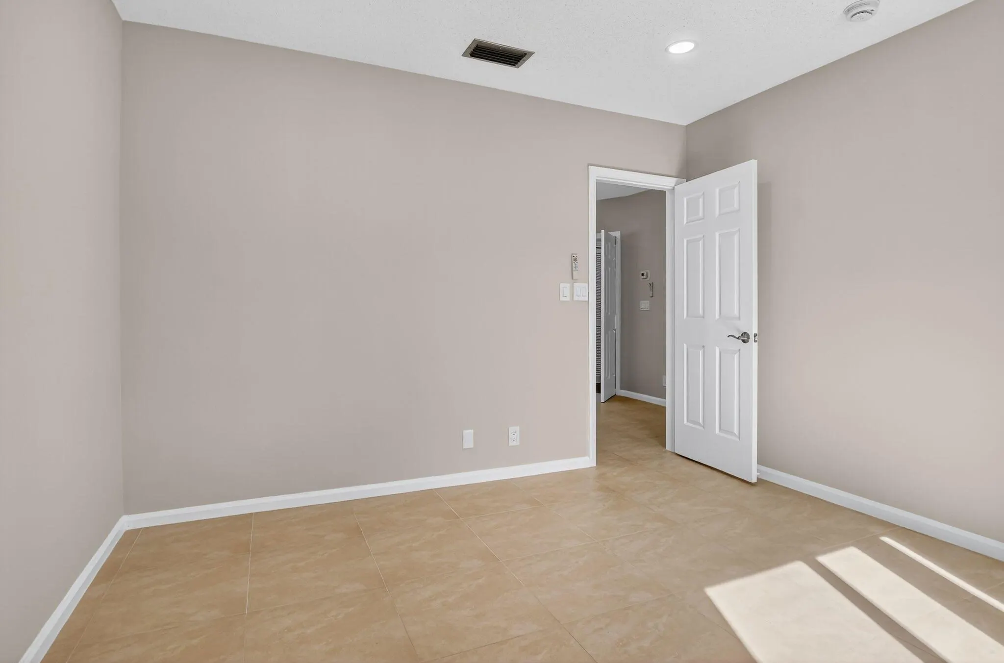 1544 NW 9th Street