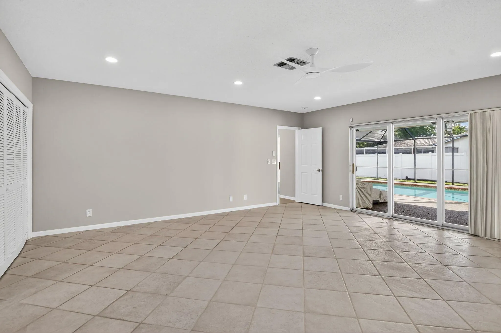 1544 NW 9th Street
