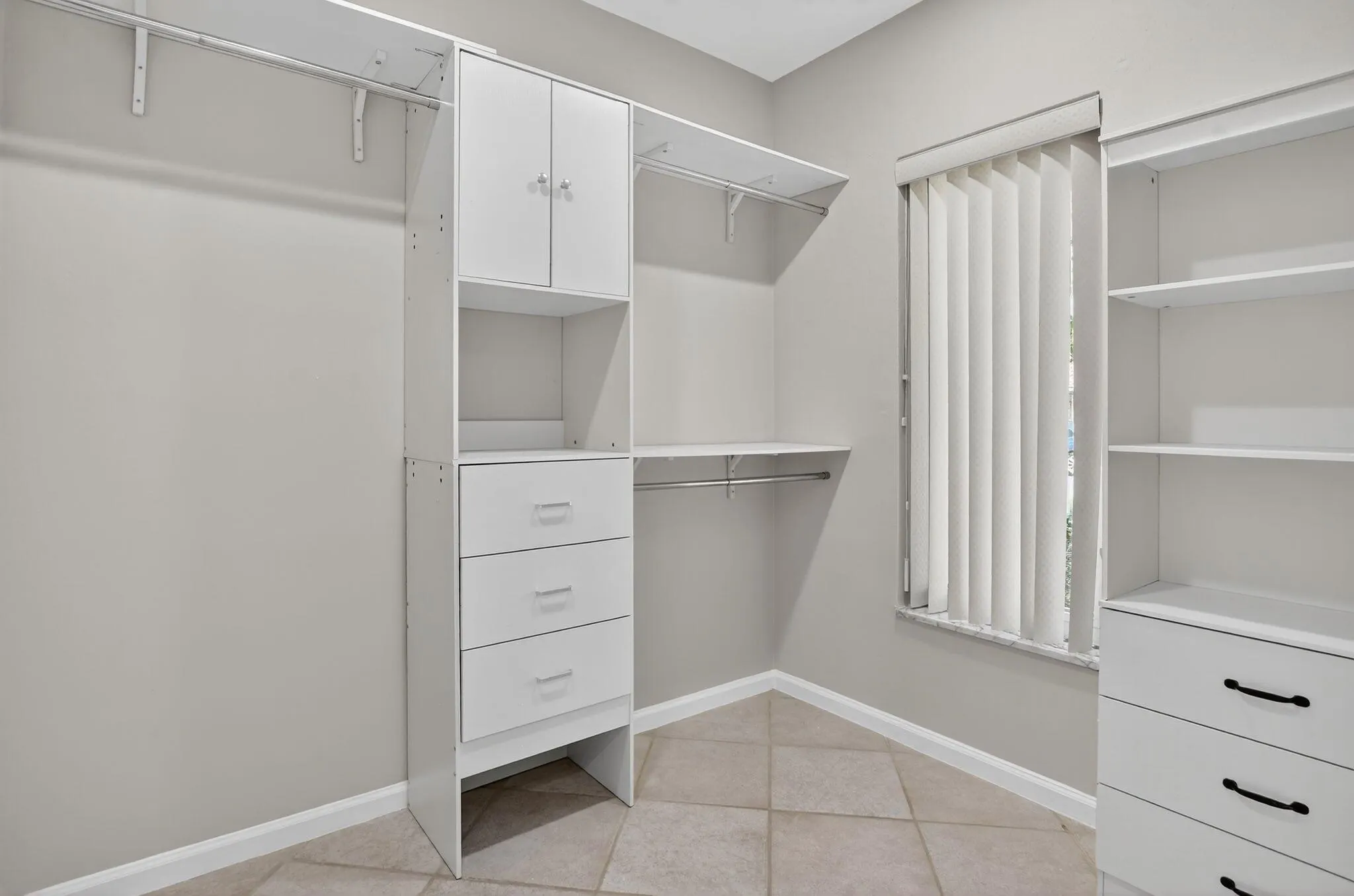 1544 NW 9th Street