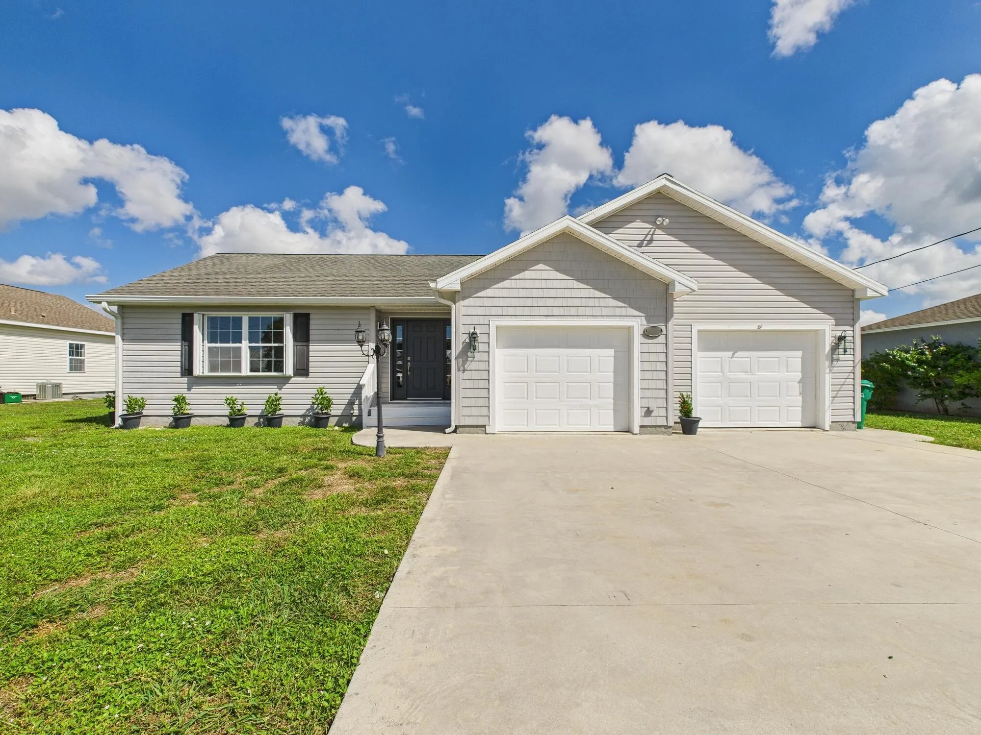 2643 SE 27th Street