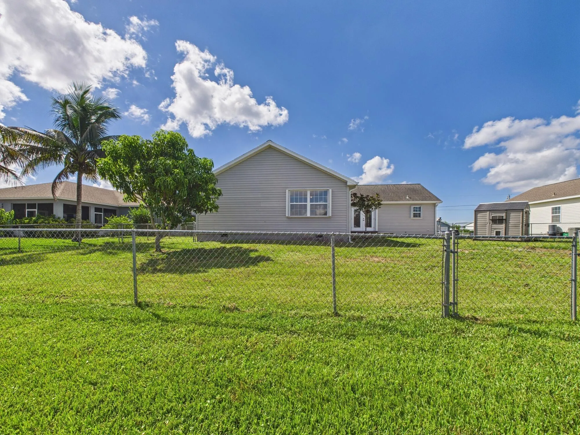 2643 SE 27th Street