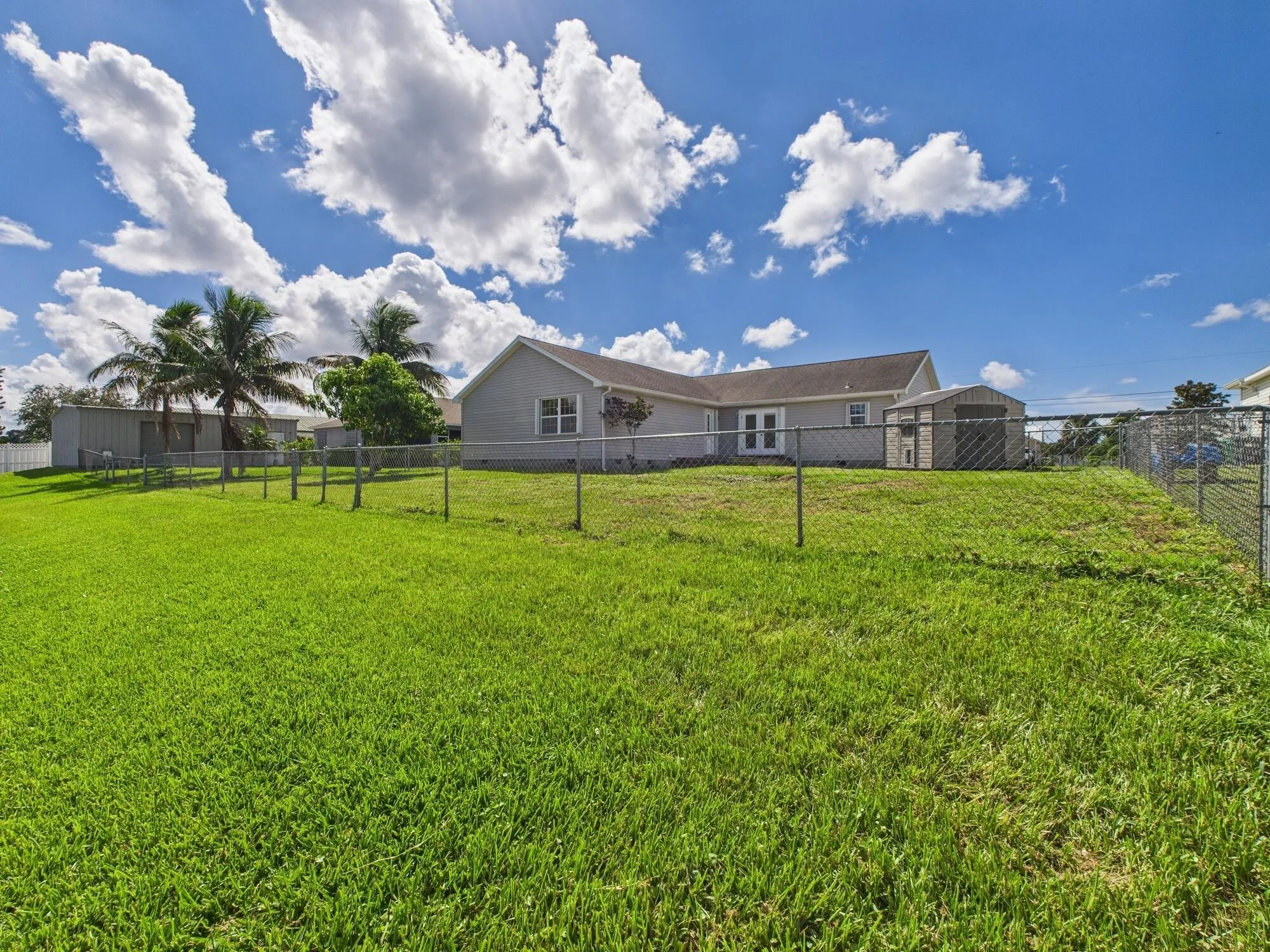2643 SE 27th Street