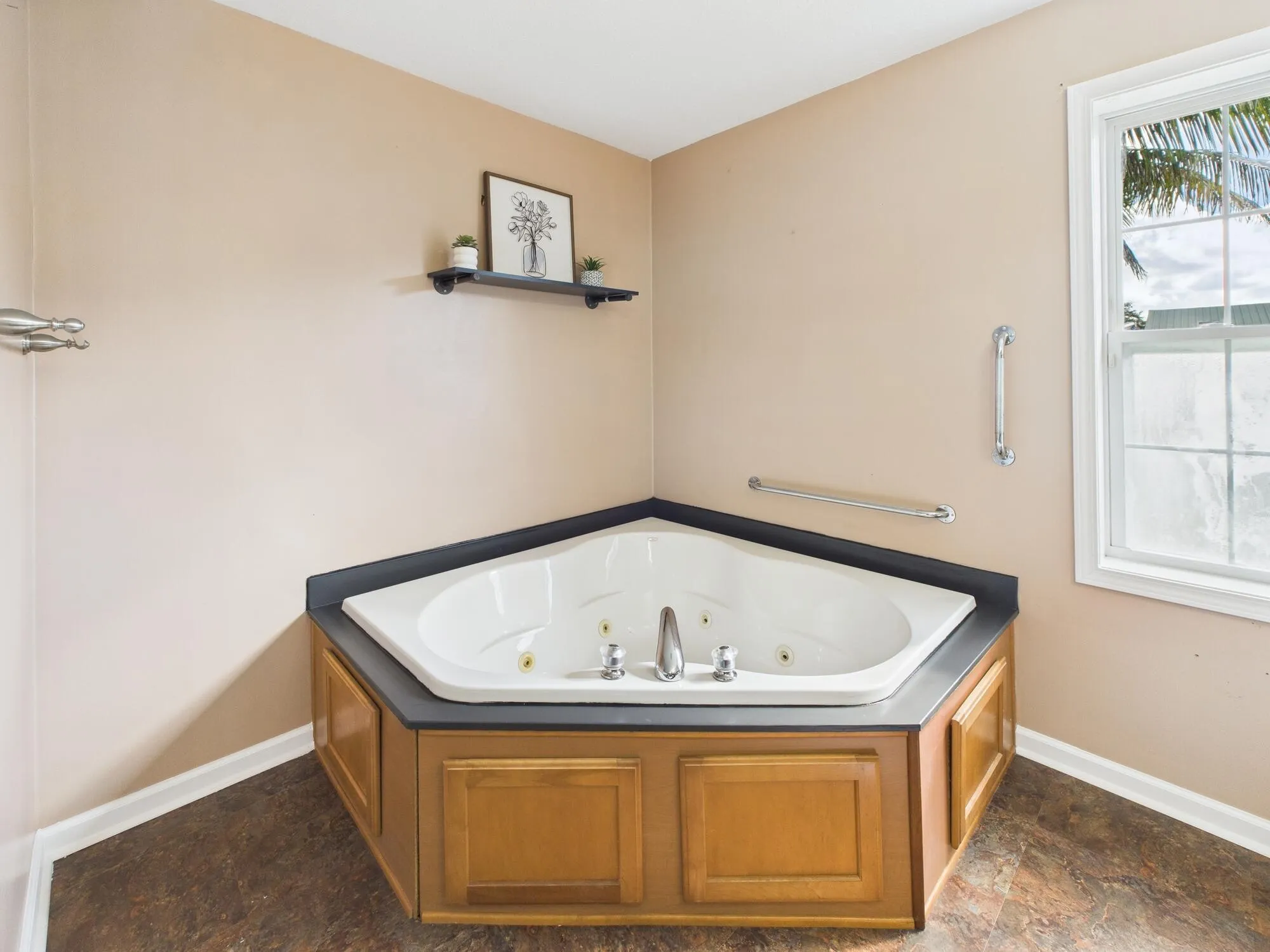 2643 SE 27th Street
