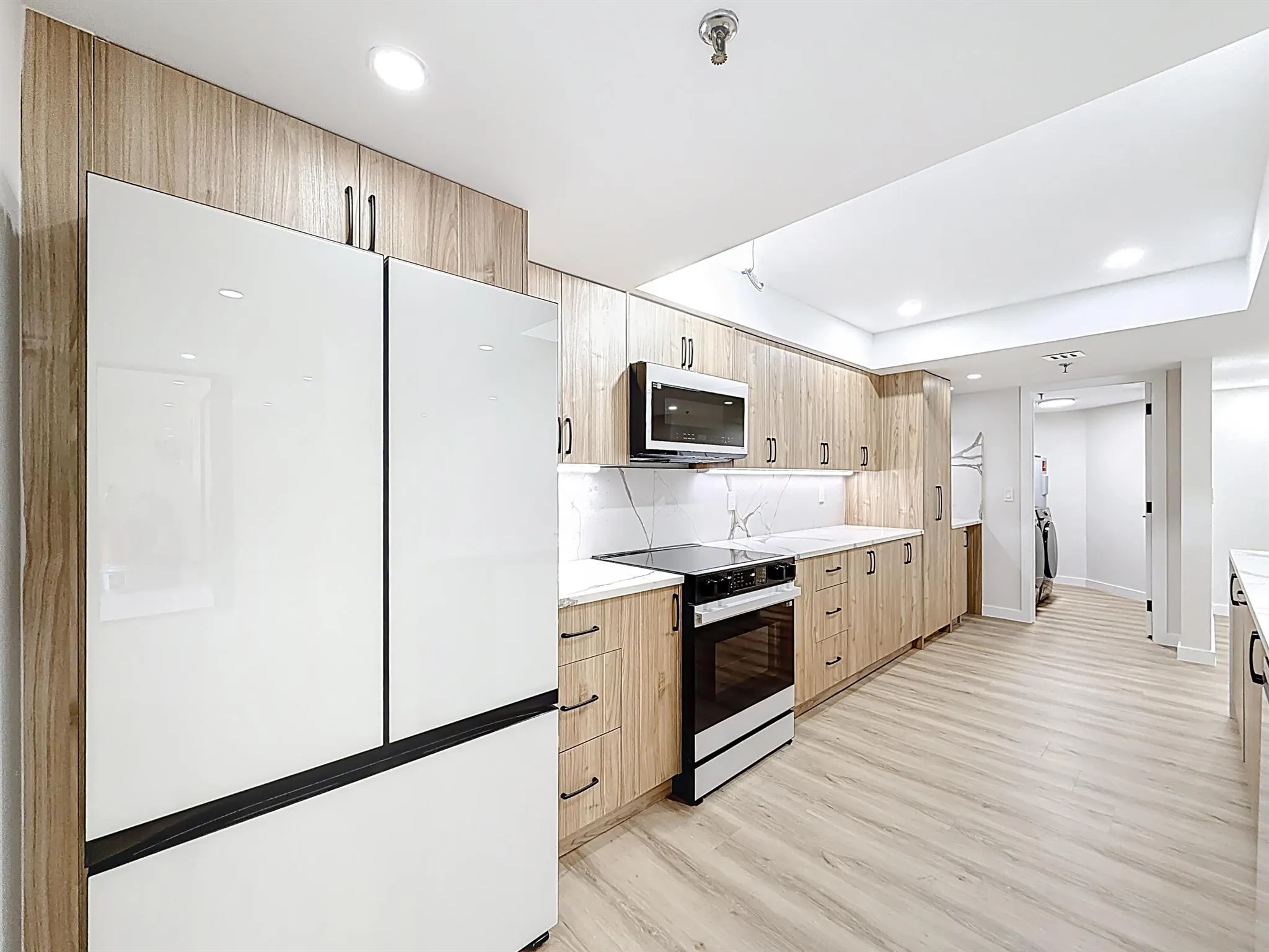 955 Egret Circle, #207