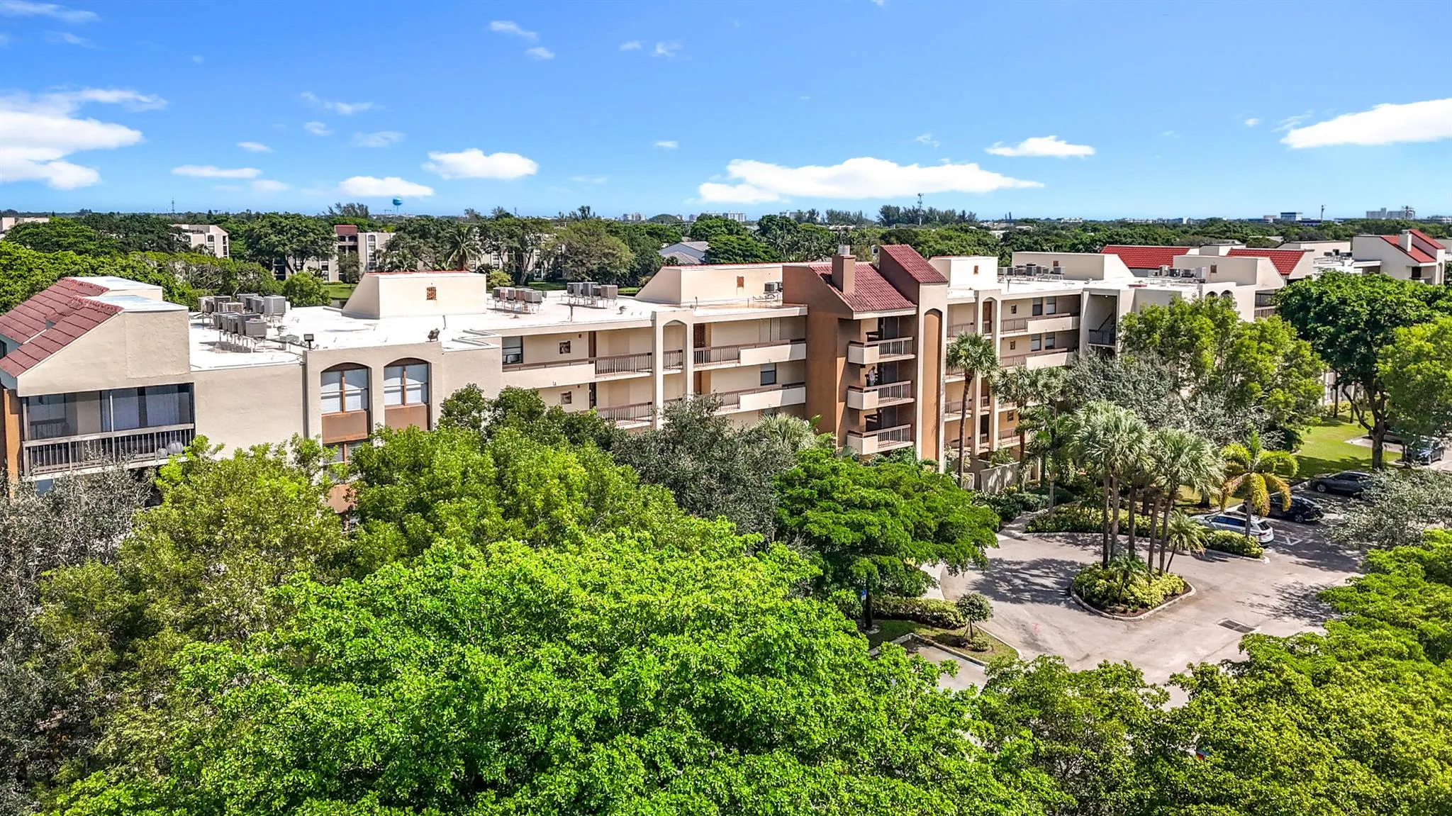 955 Egret Circle, #207