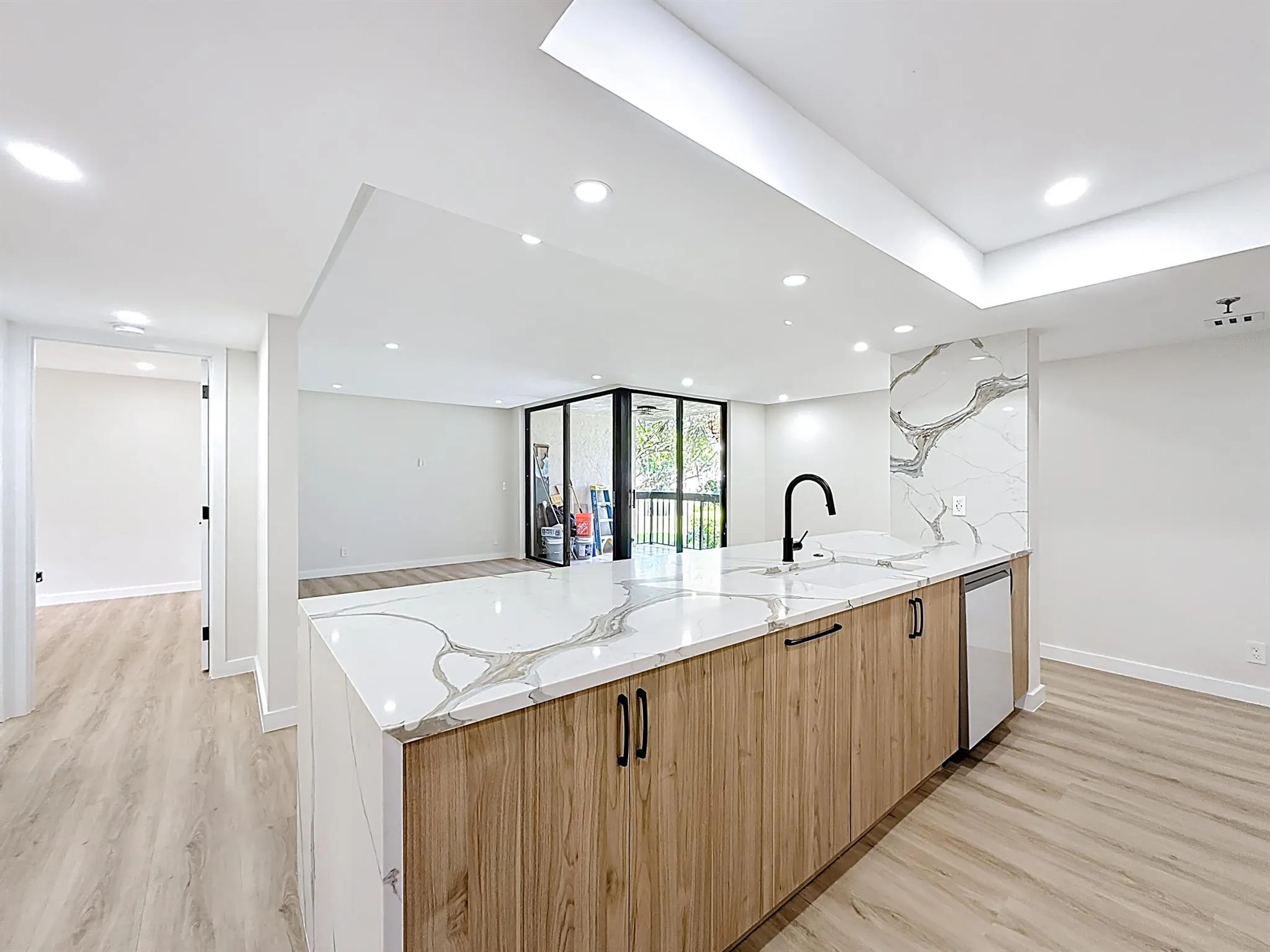 955 Egret Circle, #207