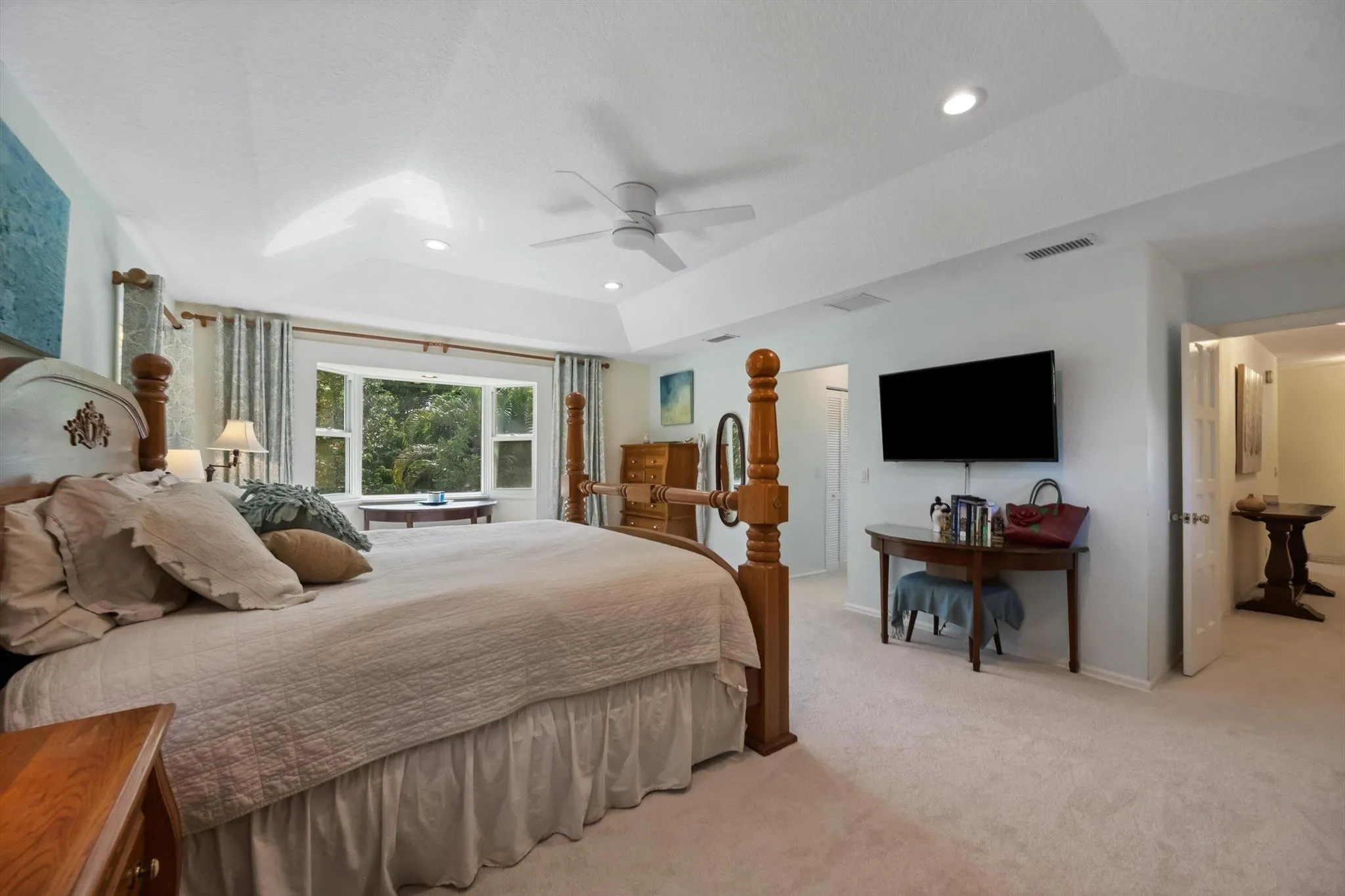 92 Squire Drive