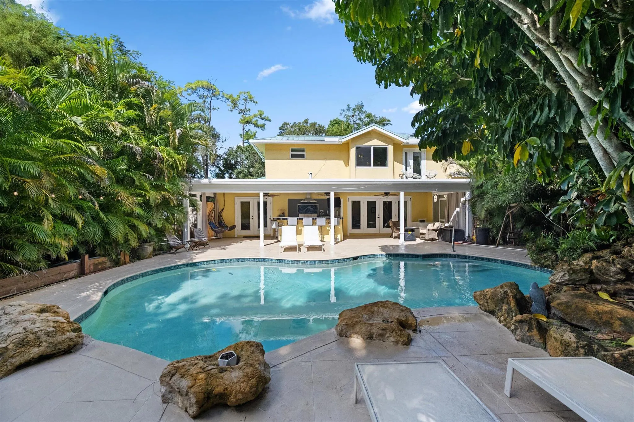 92 Squire Drive