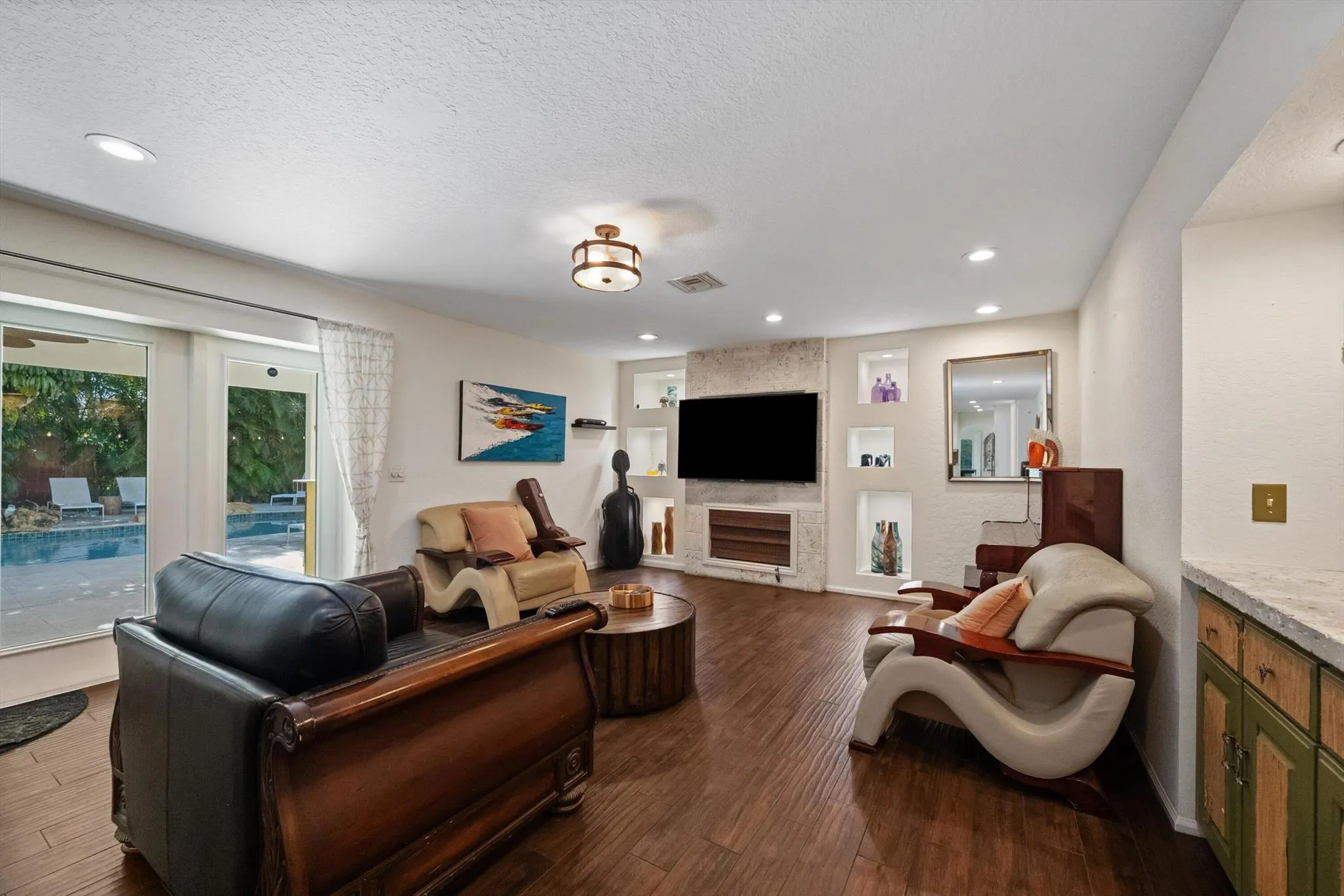92 Squire Drive