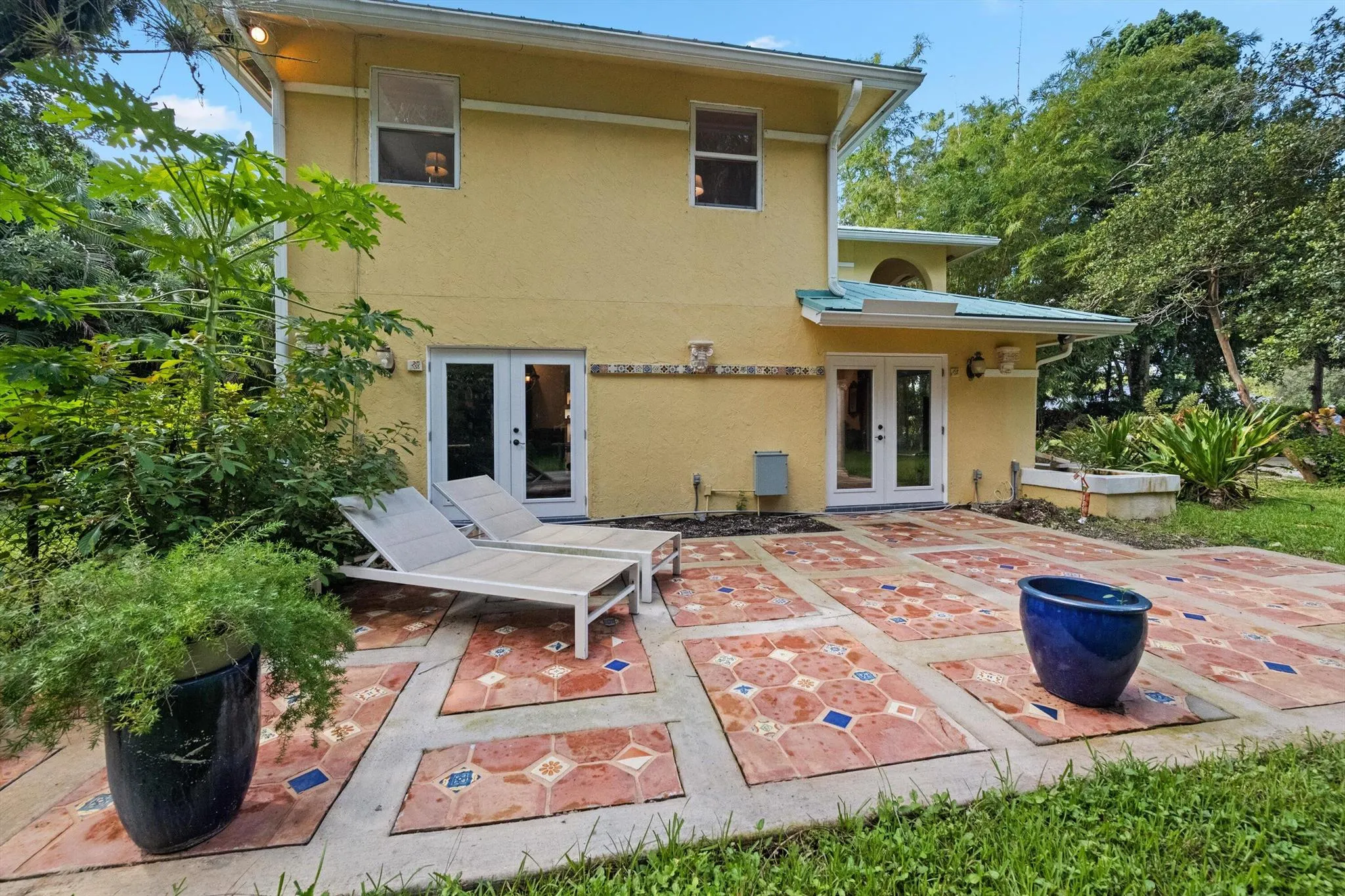 92 Squire Drive