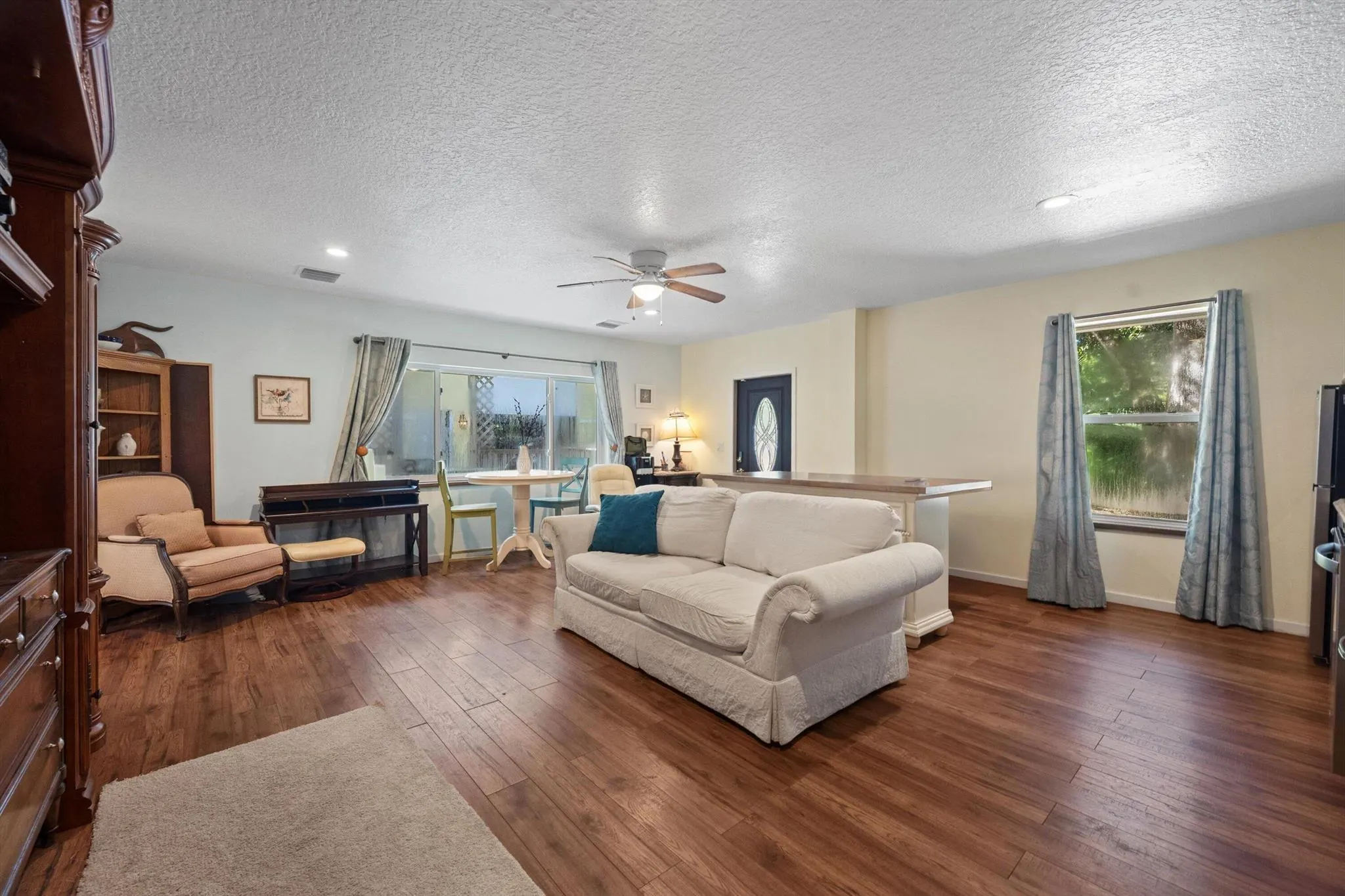 92 Squire Drive