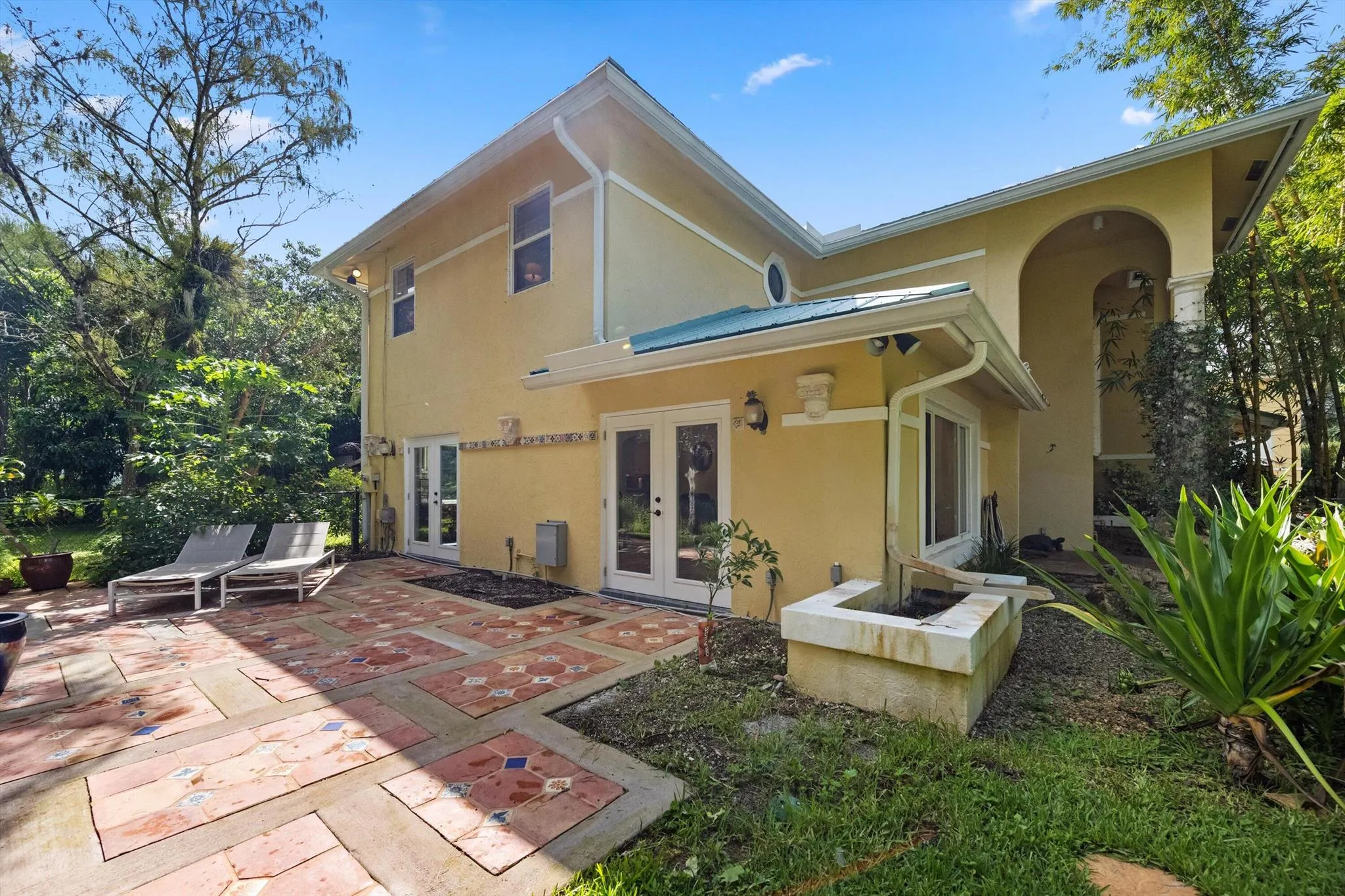 92 Squire Drive