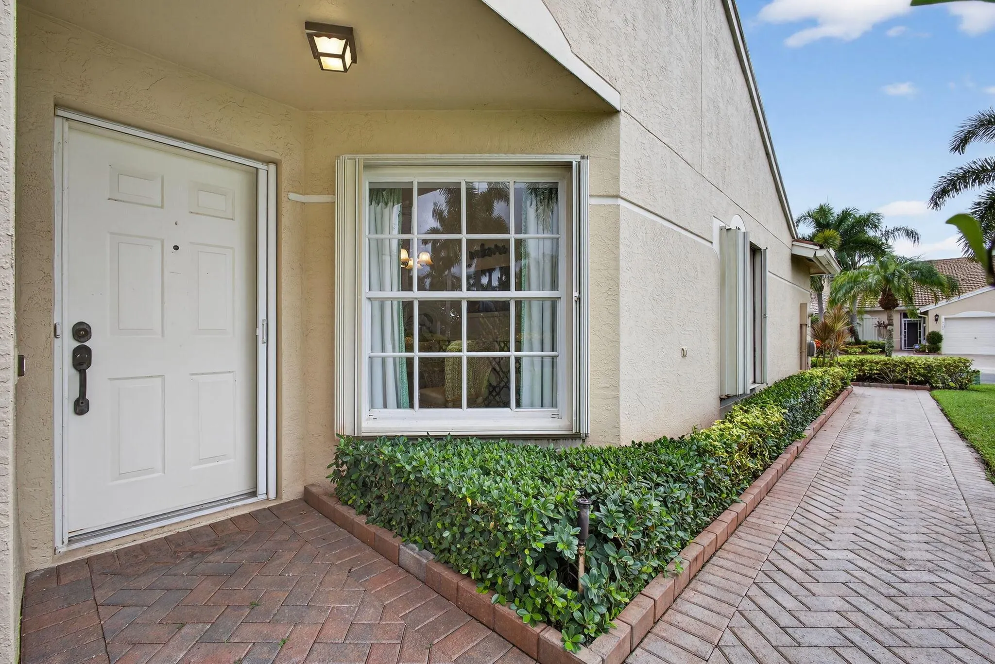 9391 Bridgeport Drive