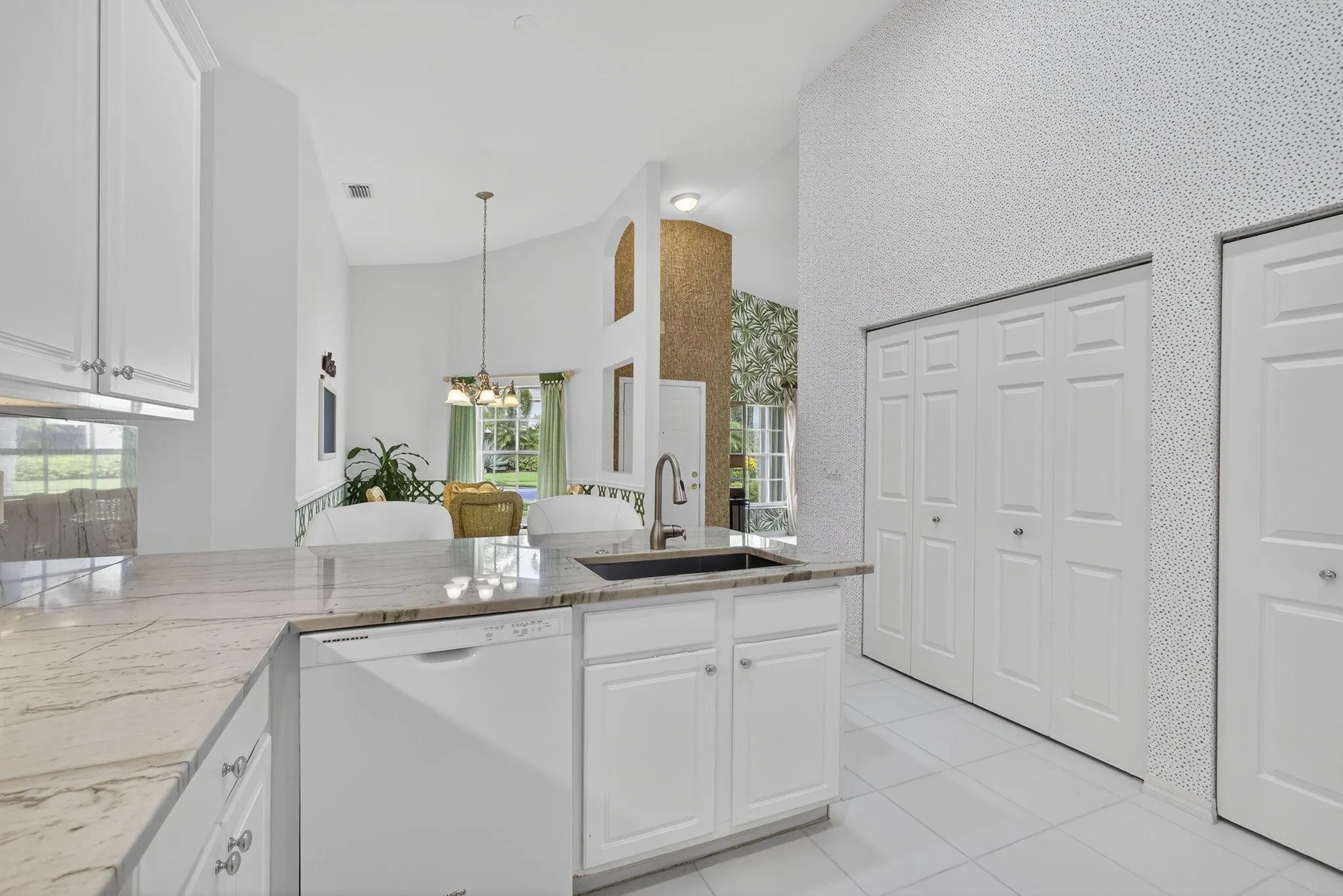 9391 Bridgeport Drive