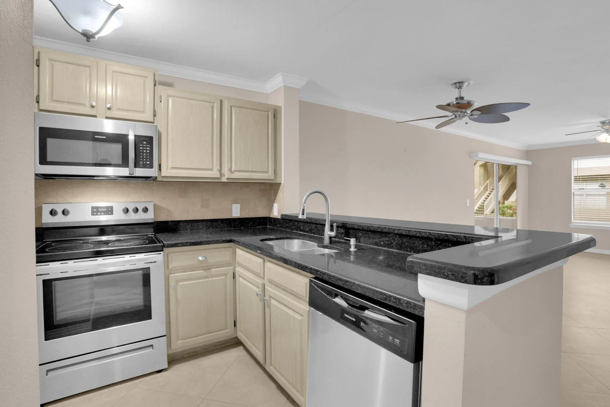 1825 Palm Cove Boulevard, #7-109