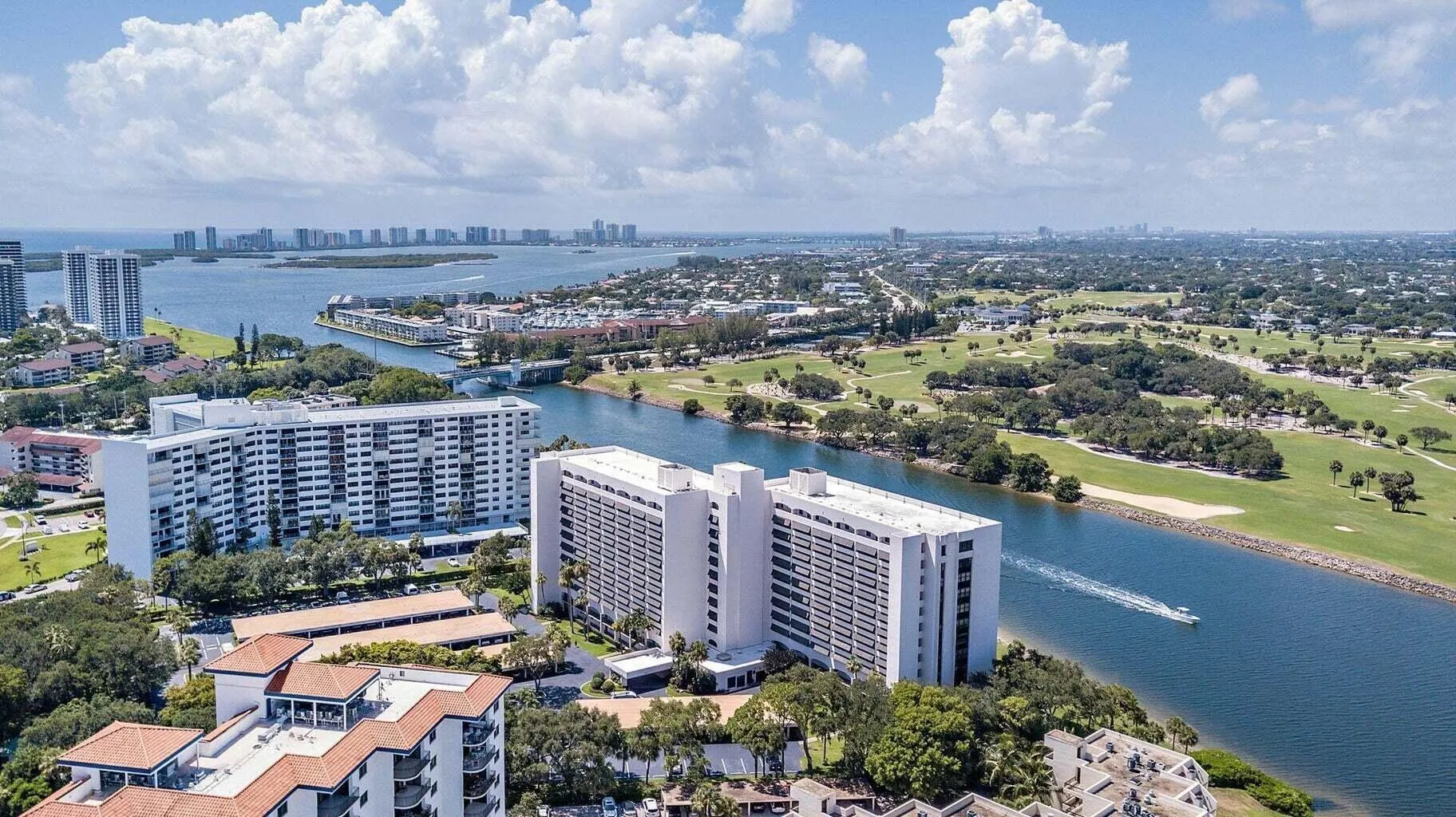 356 Golfview Road, #501