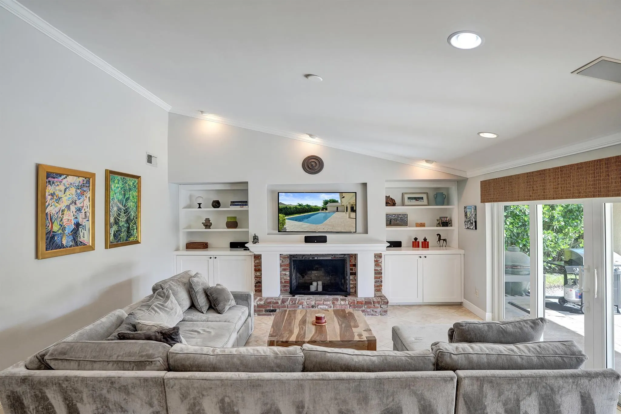 2850 NW 27th Avenue