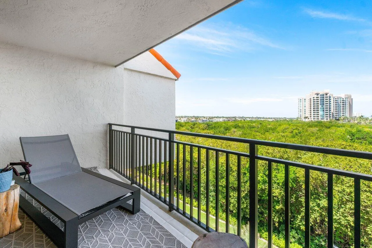 3908 S Ocean Boulevard, #563