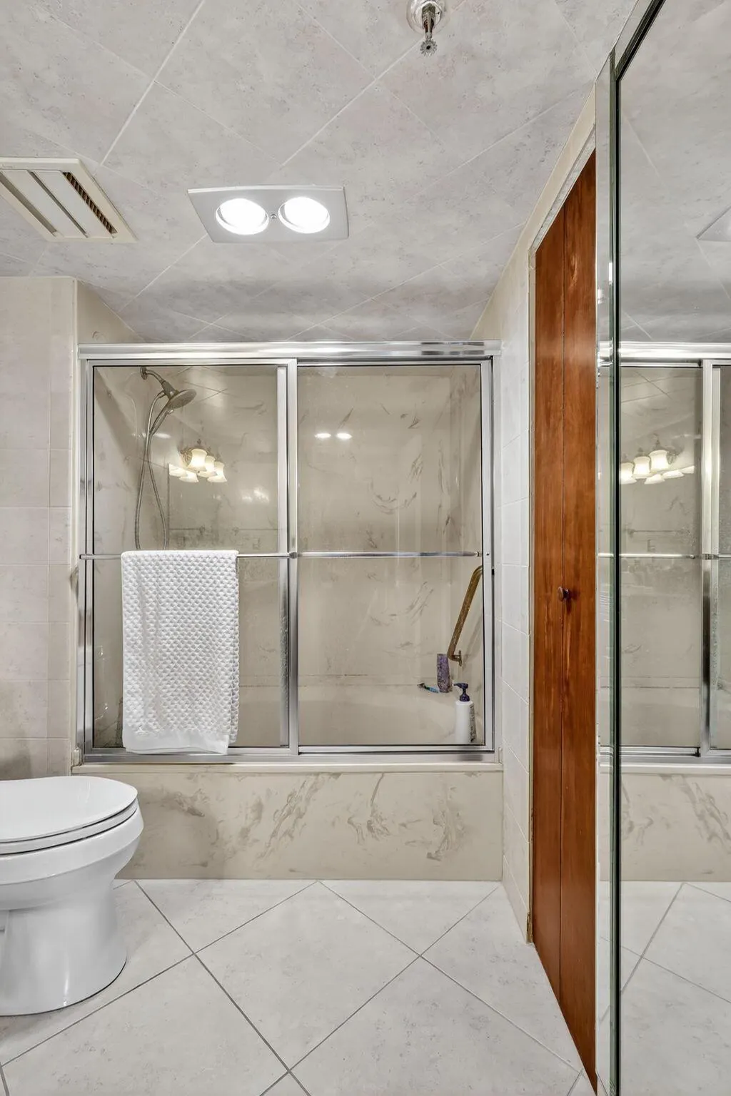 5340 NW 2nd Avenue, #421