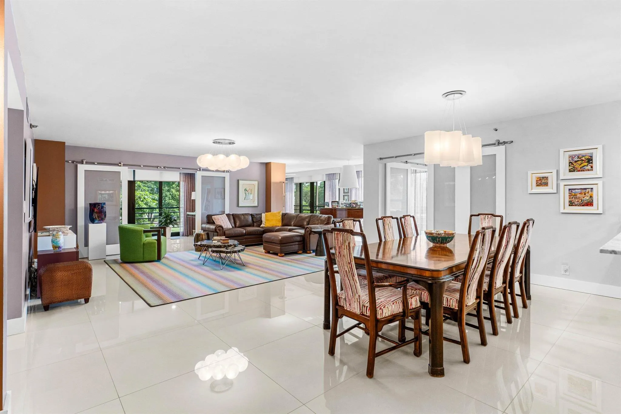 7572 Regency Lake Drive, #301