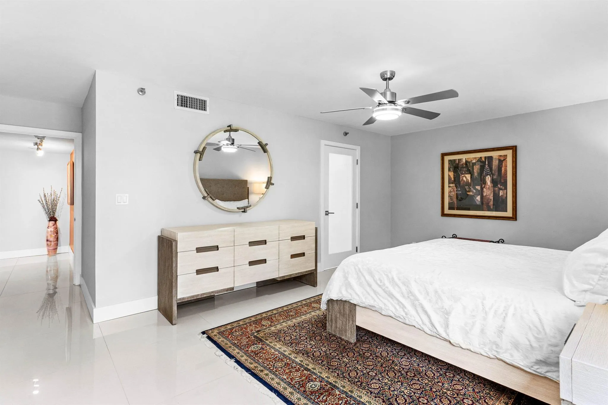 7572 Regency Lake Drive, #301