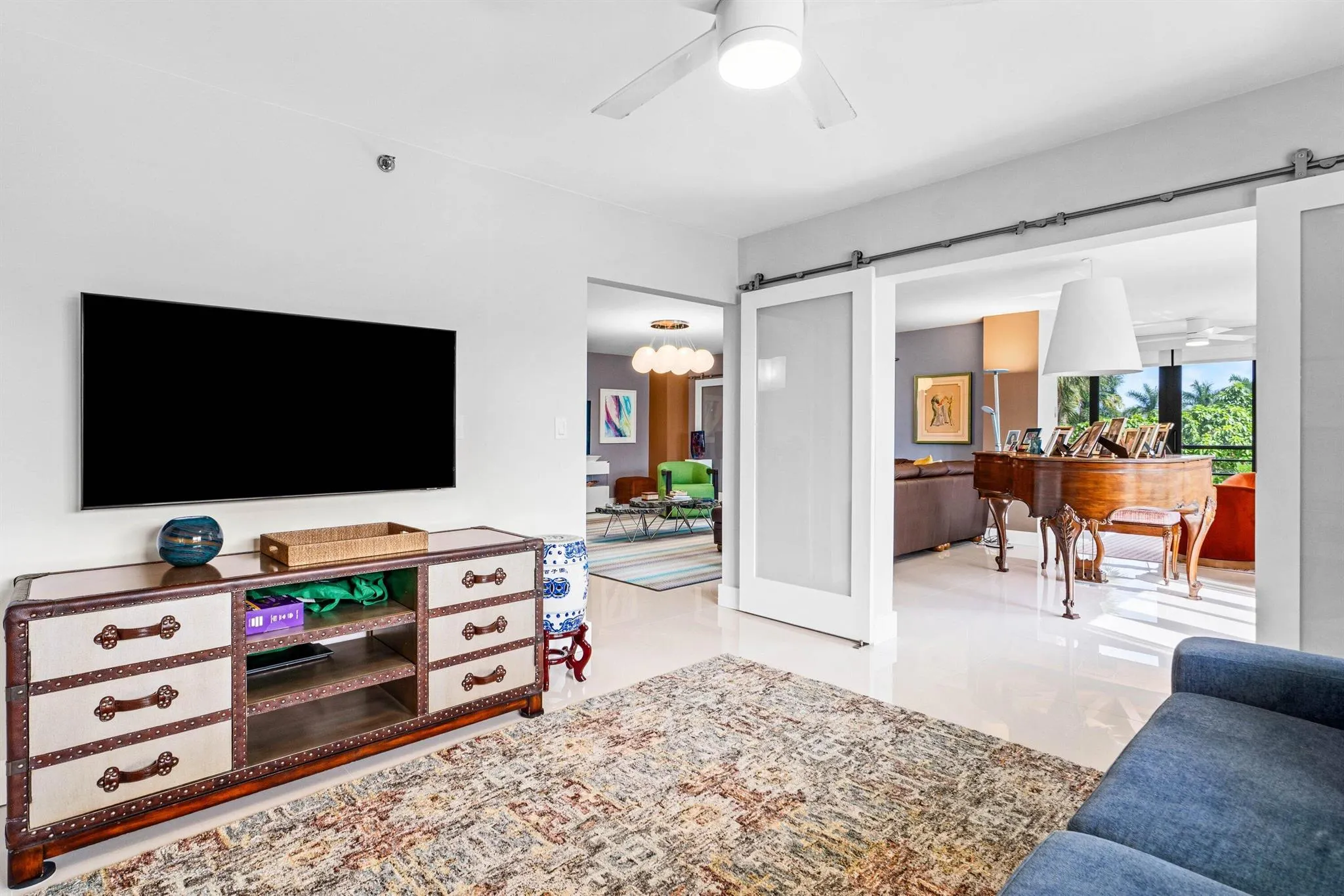 7572 Regency Lake Drive, #301