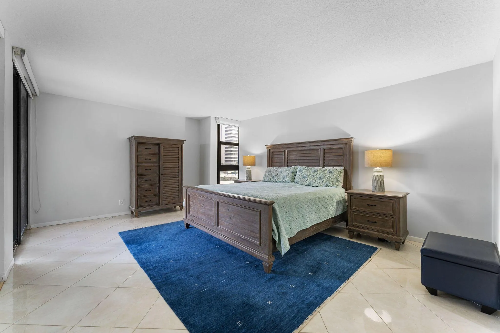 5510 N Ocean Drive, #3d
