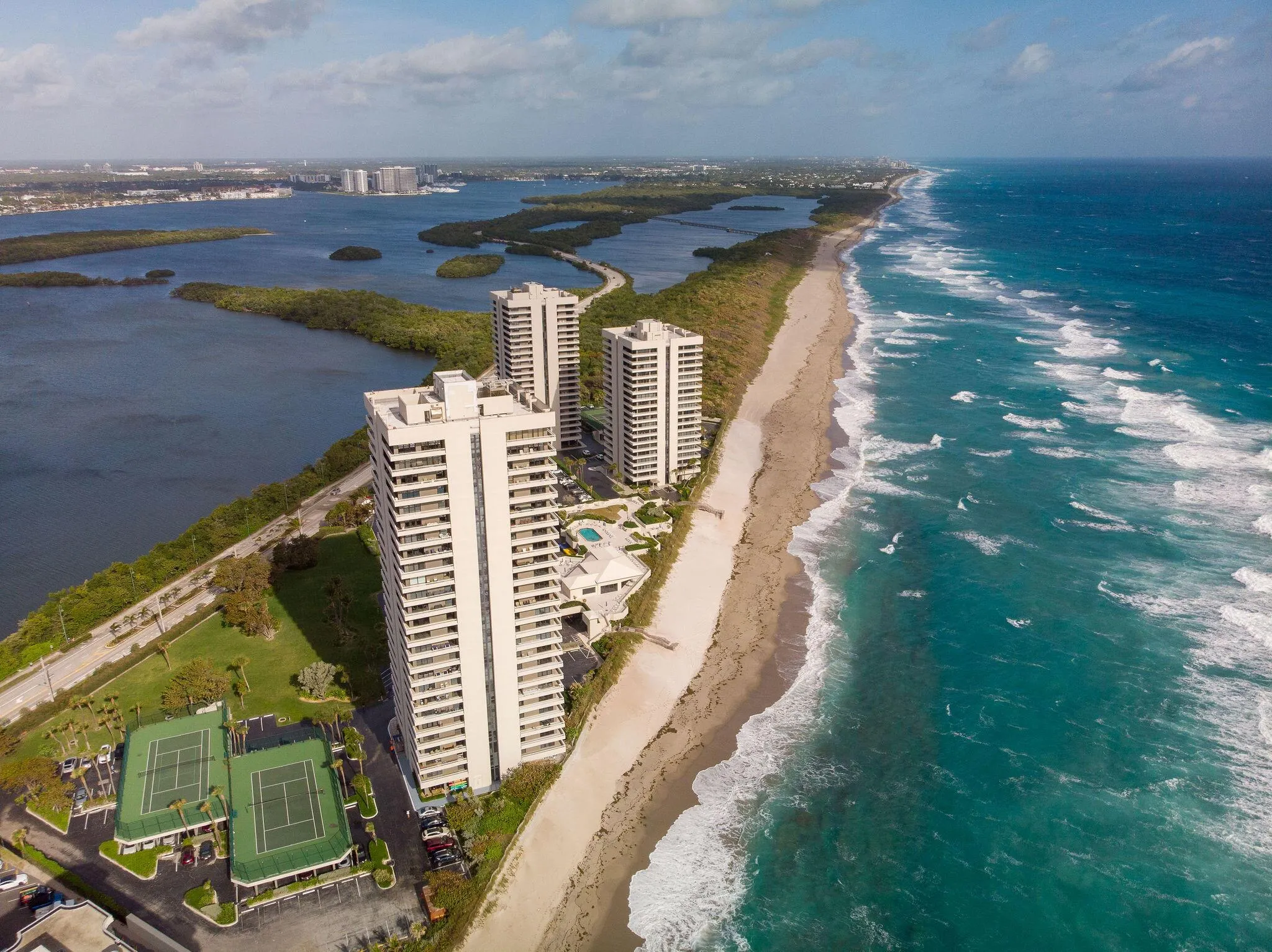 5510 N Ocean Drive, #3d