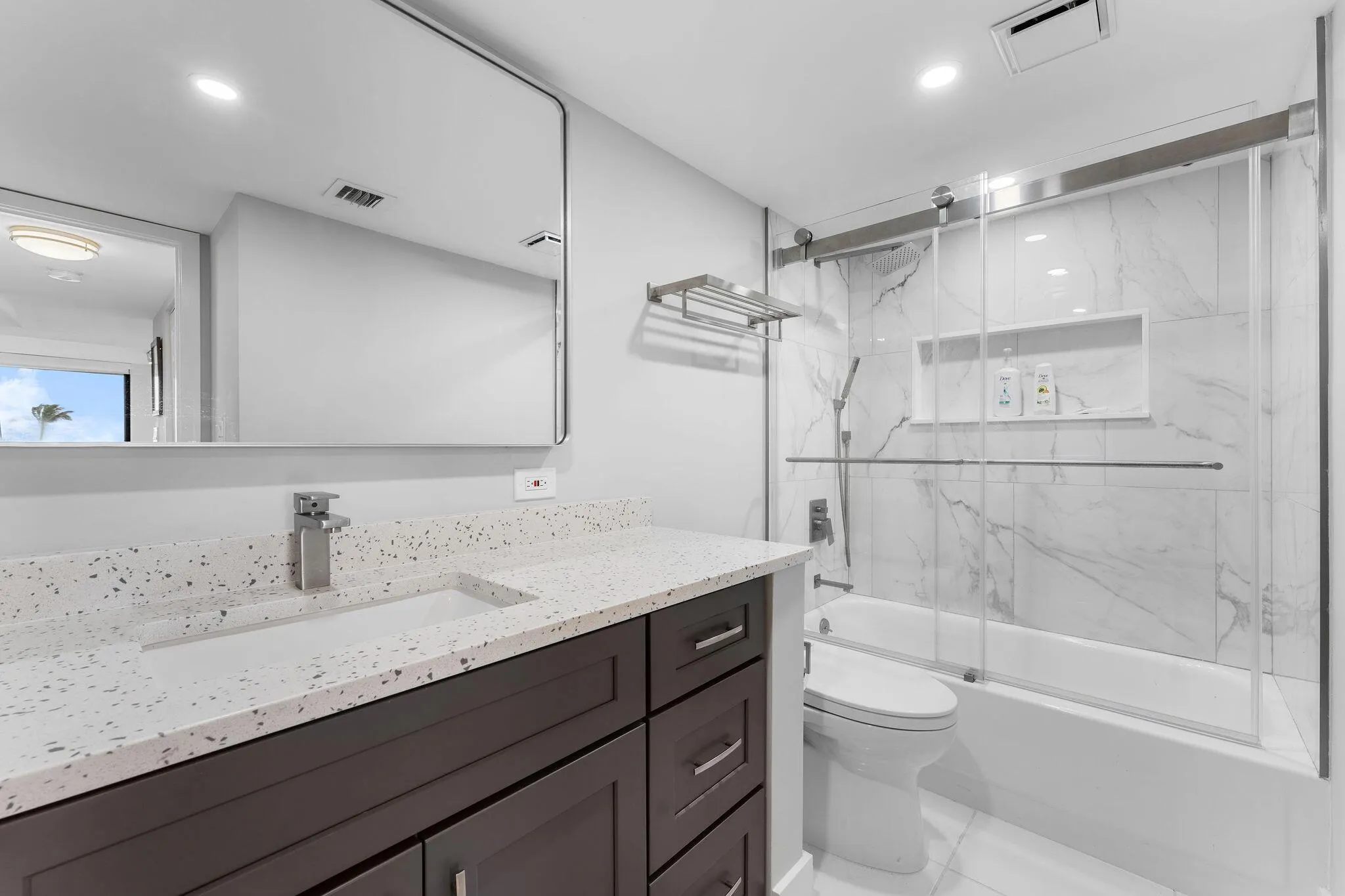 5510 N Ocean Drive, #3d