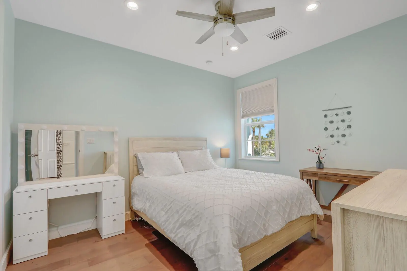 622 Inlet Waters Circle