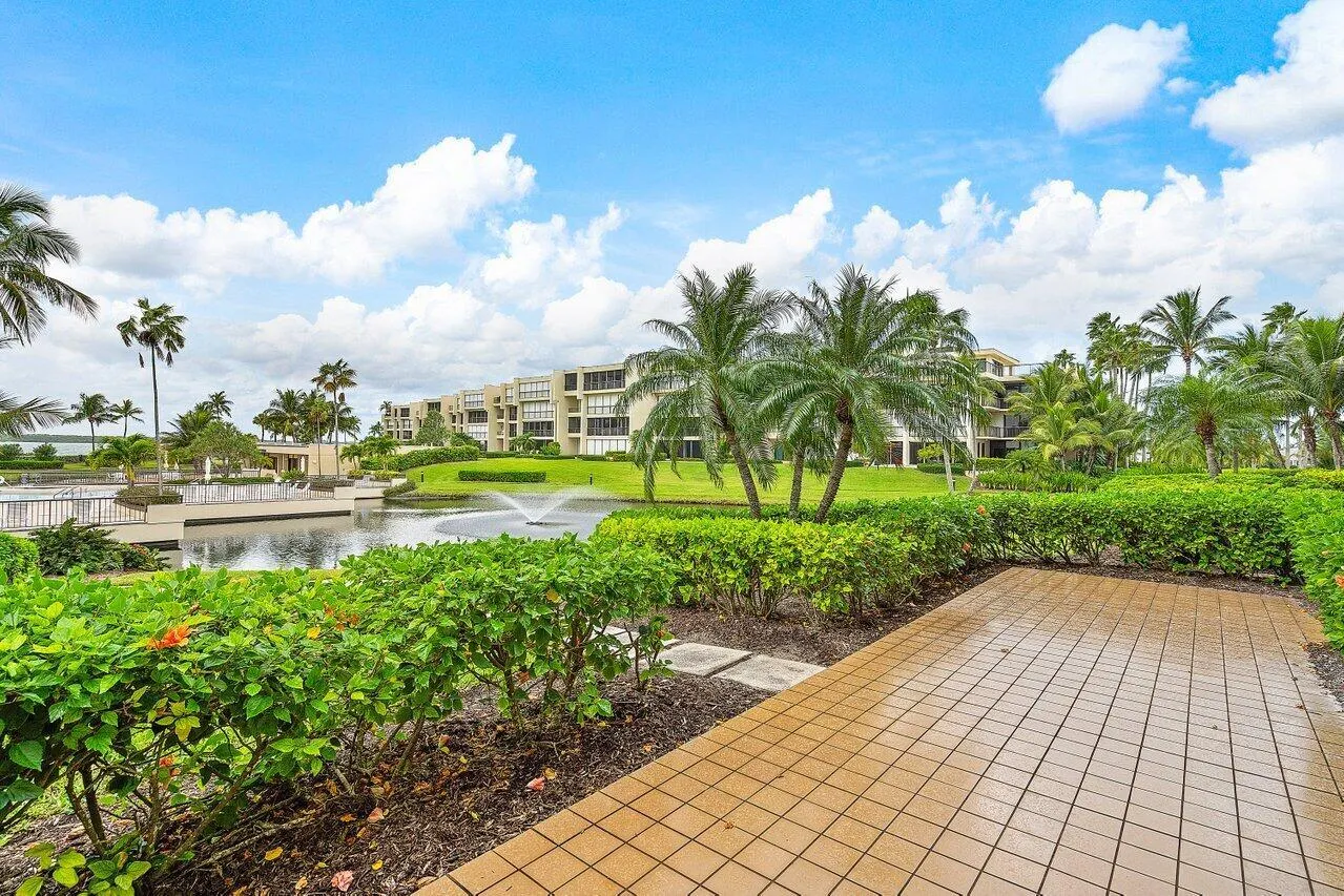 2816 SE Dune Drive, #2110