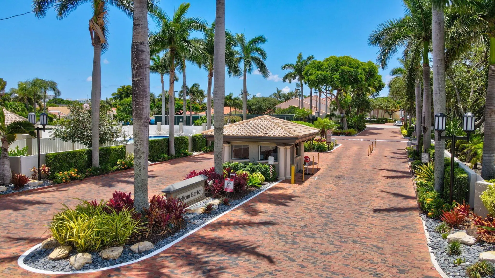 100 Pelican Pointe Drive, #102