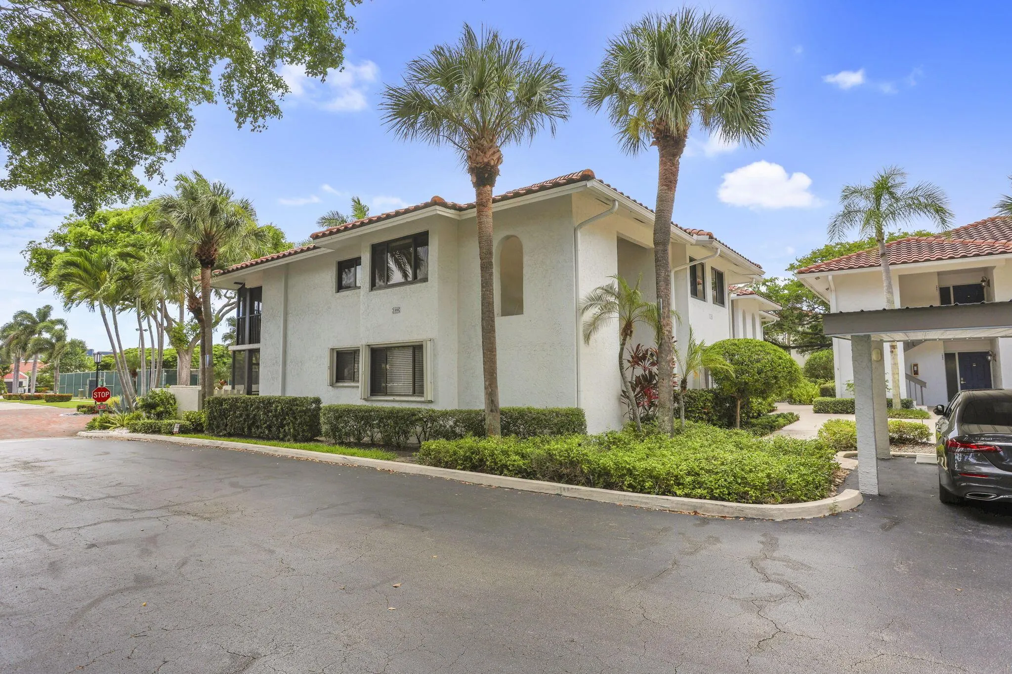 100 Pelican Pointe Drive, #102