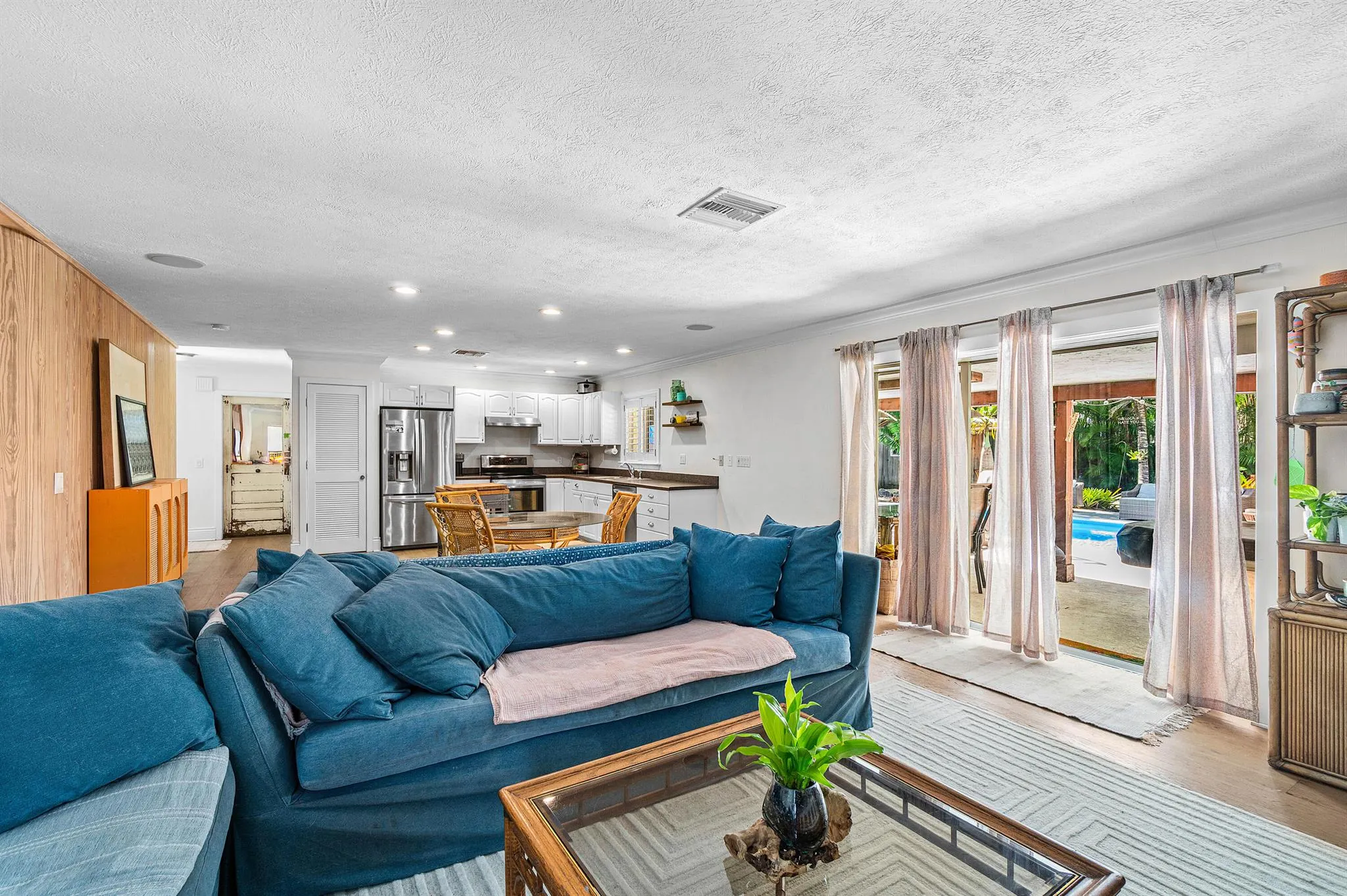 418 SE Alamanda Way