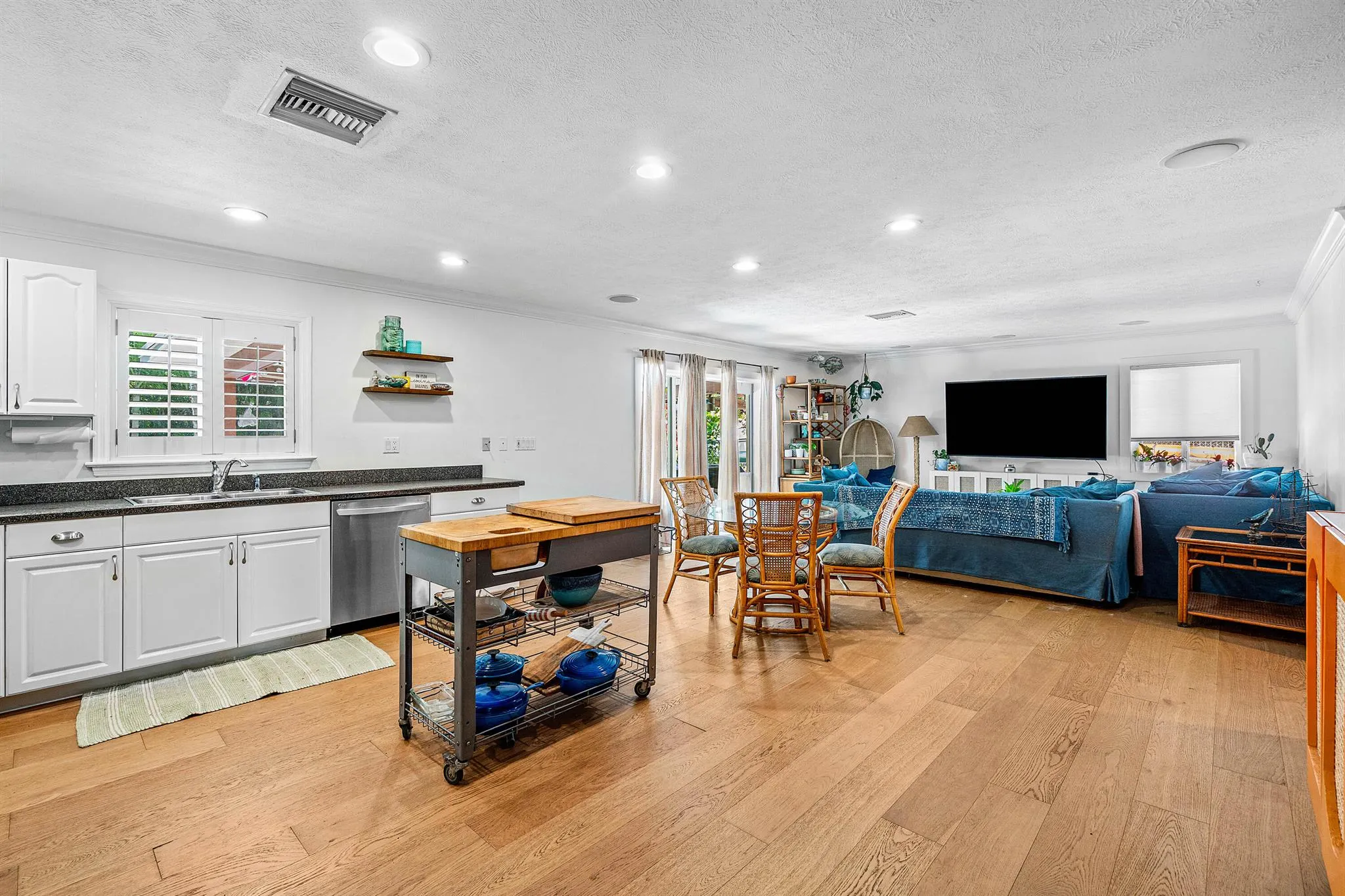 418 SE Alamanda Way