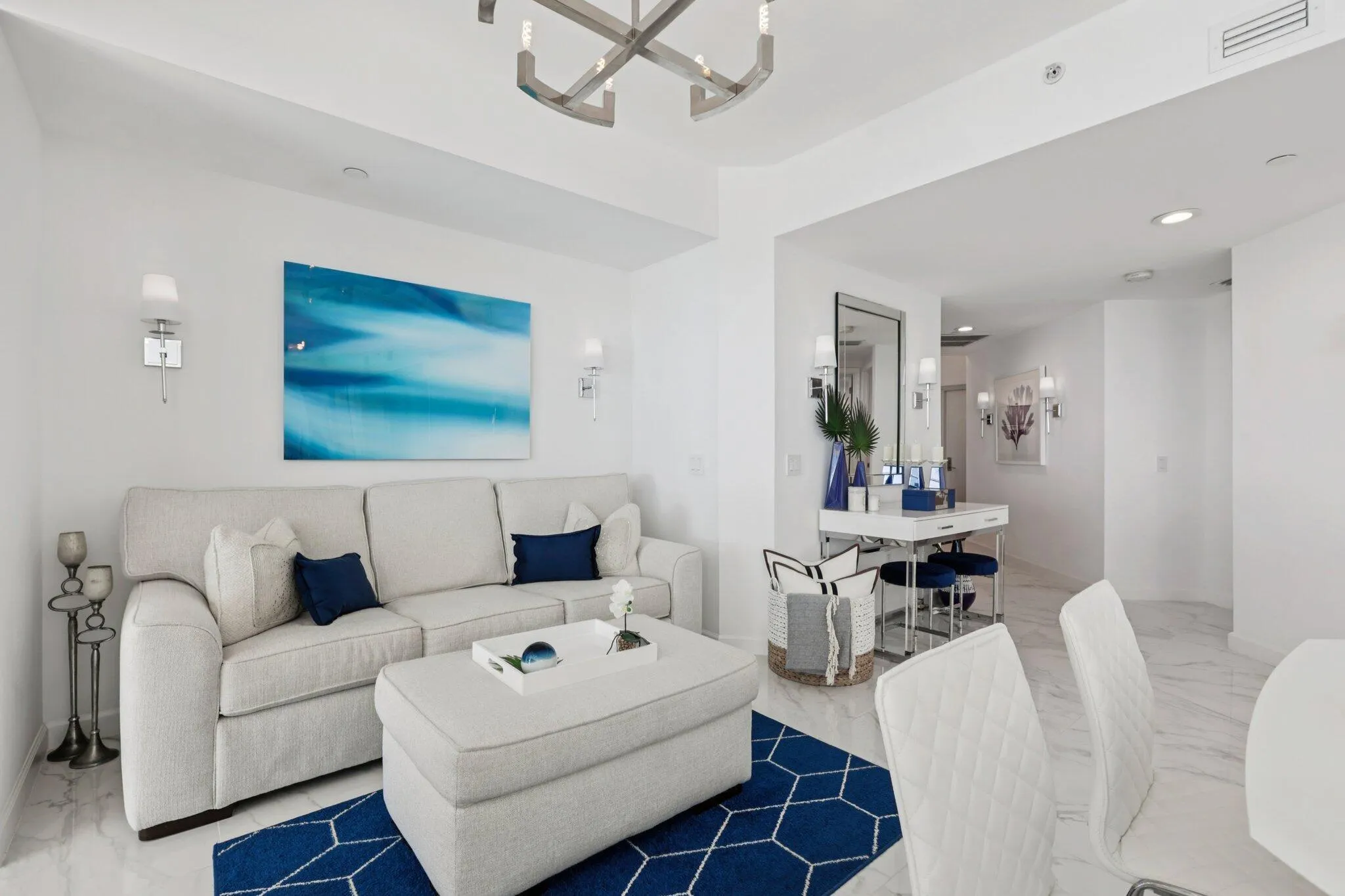 2640 Lake Shore Drive, #507