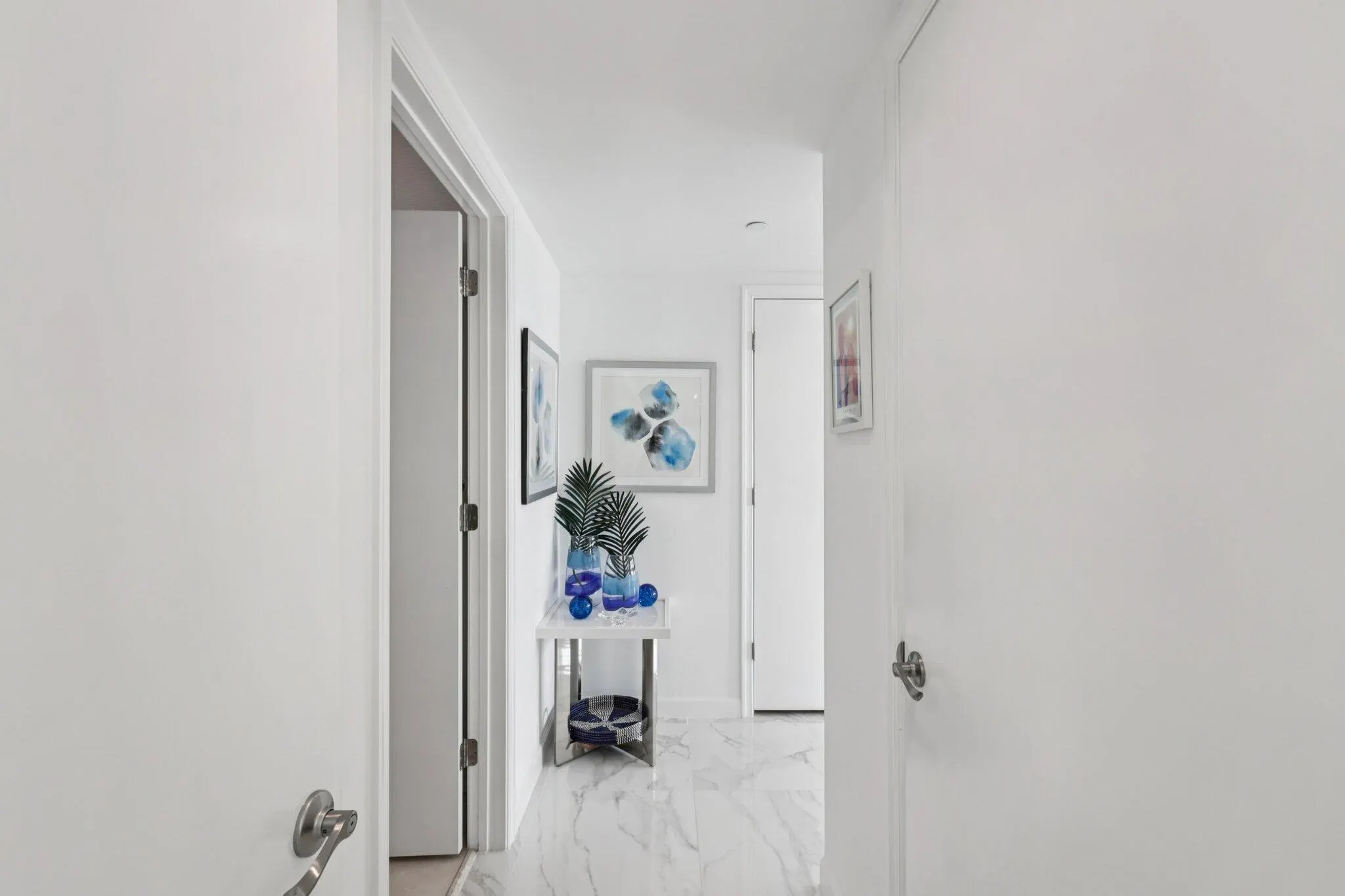 2640 Lake Shore Drive, #507