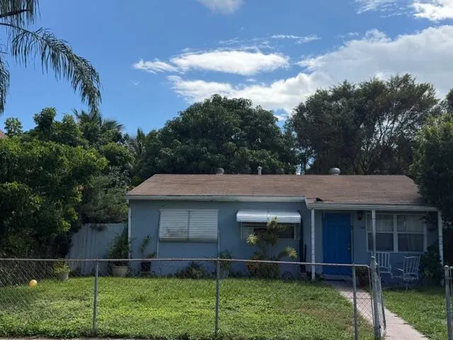628 49th Street