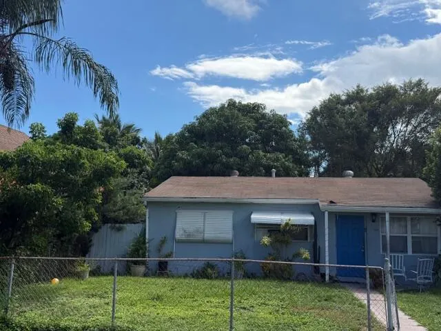 628 49th Street