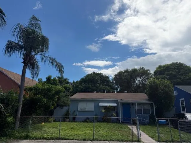 628 49th Street