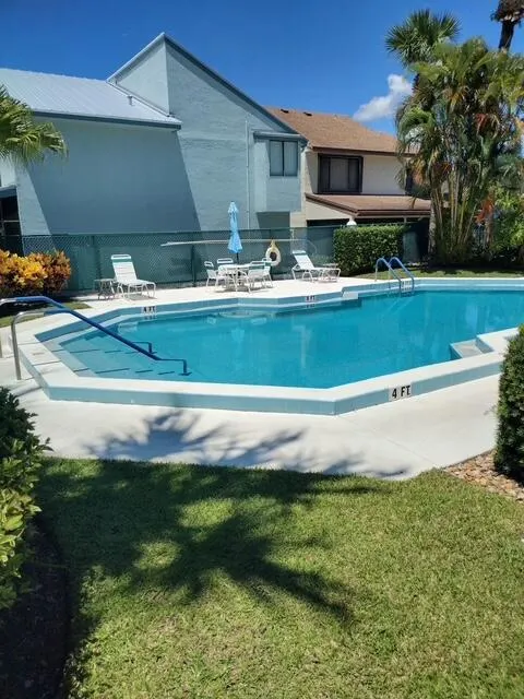950 S Kanner, #508