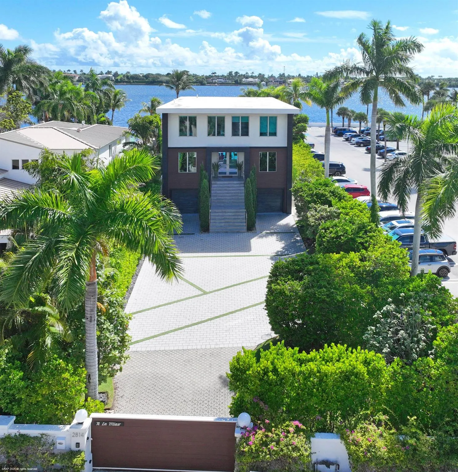 2814 N Flagler Drive