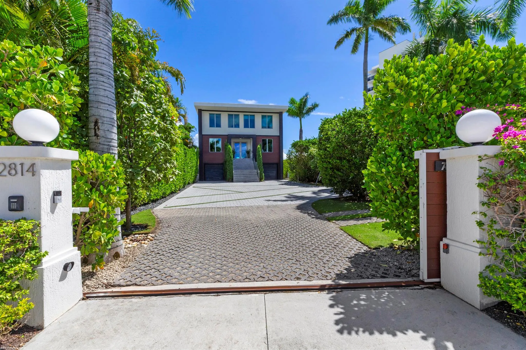 2814 N Flagler Drive